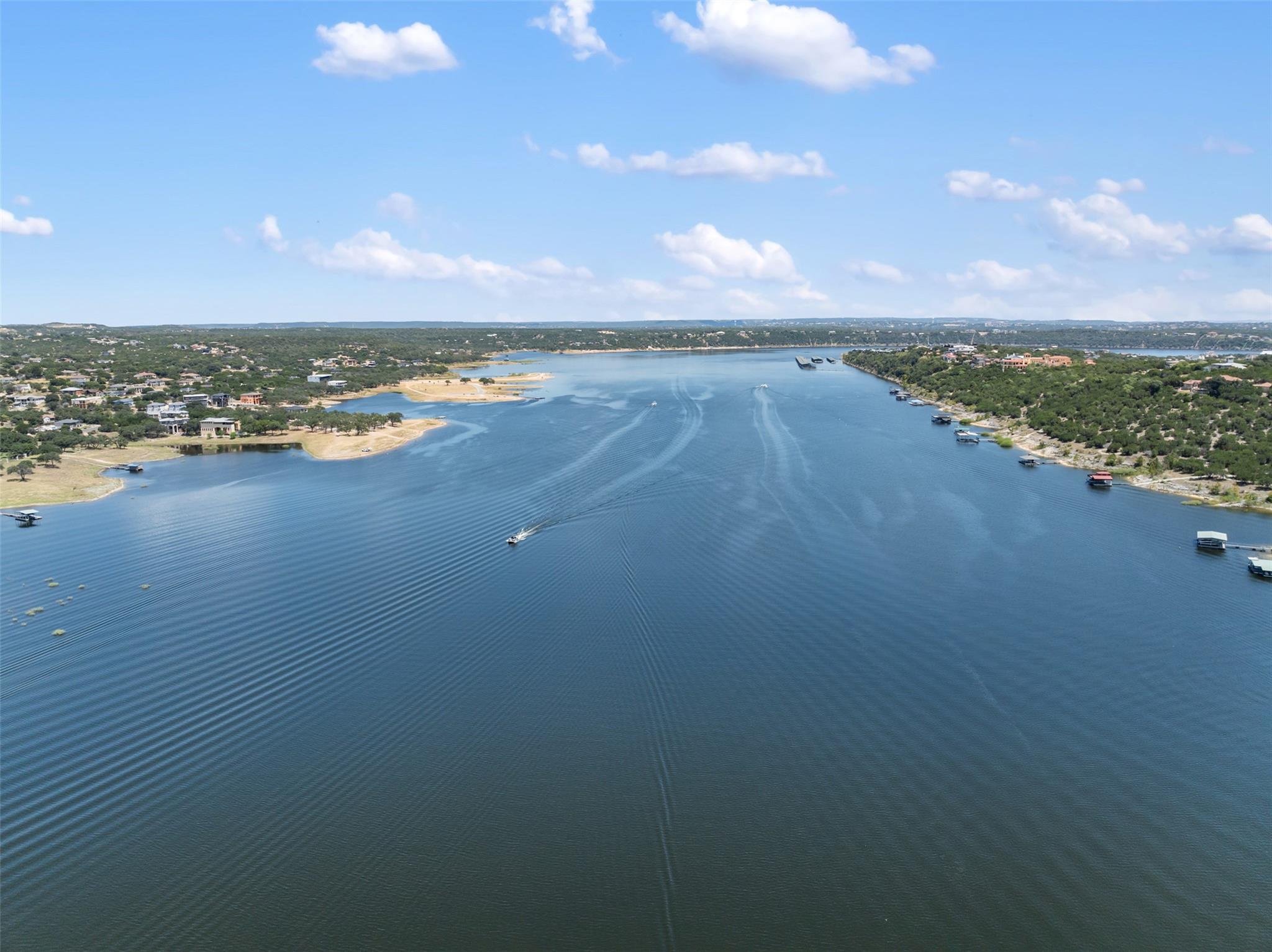 10 Thurman Bluff Dr, Spicewood, TX 78669