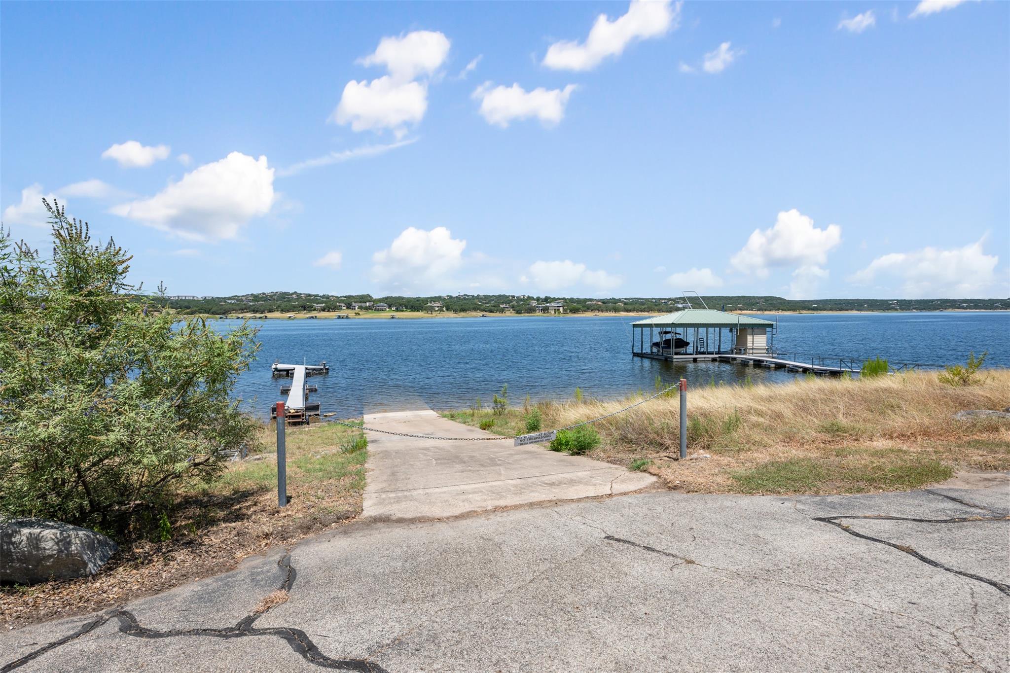 10 Thurman Bluff Dr, Spicewood, TX 78669