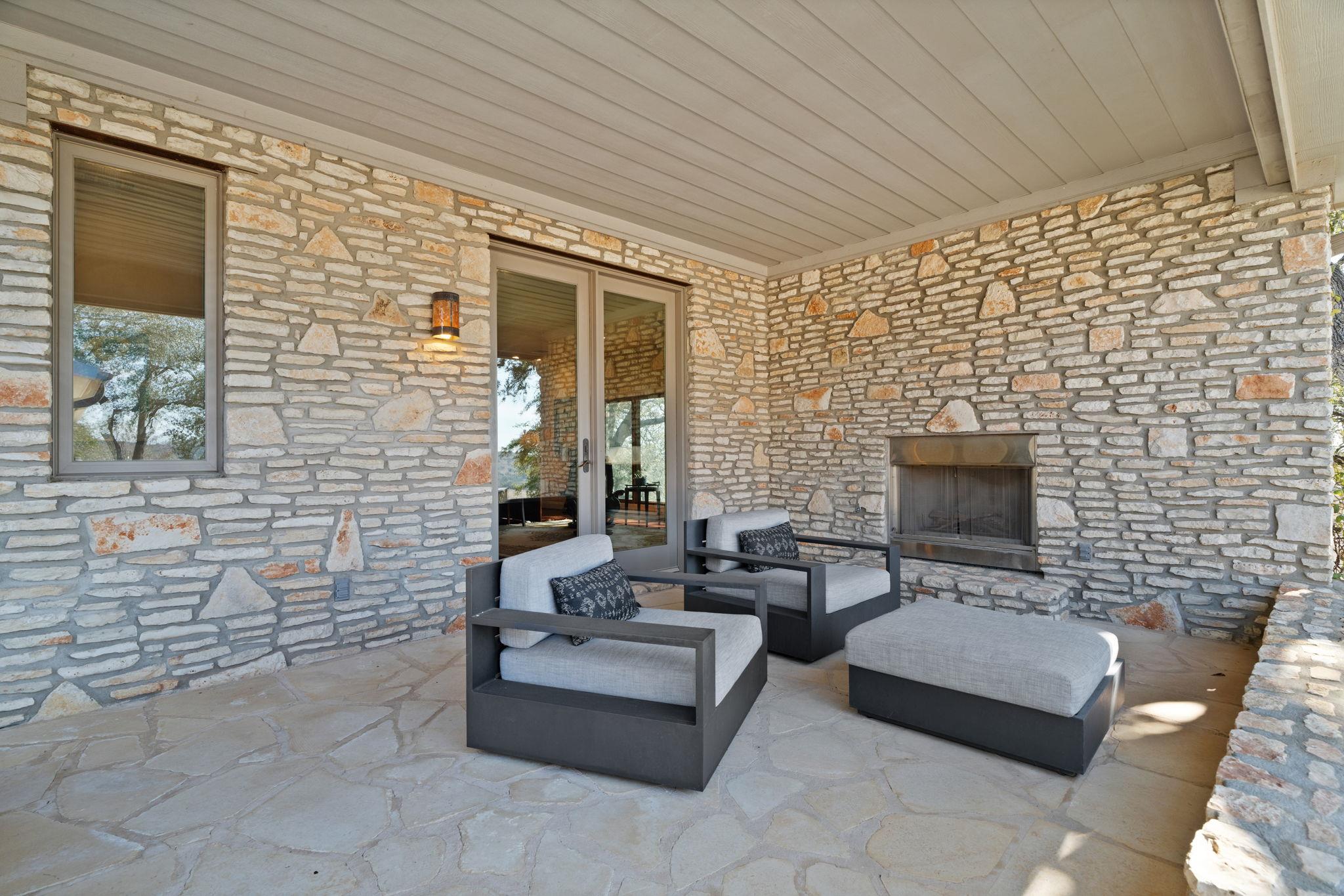 2910 Fall Creek Rd, Spicewood, TX 78669