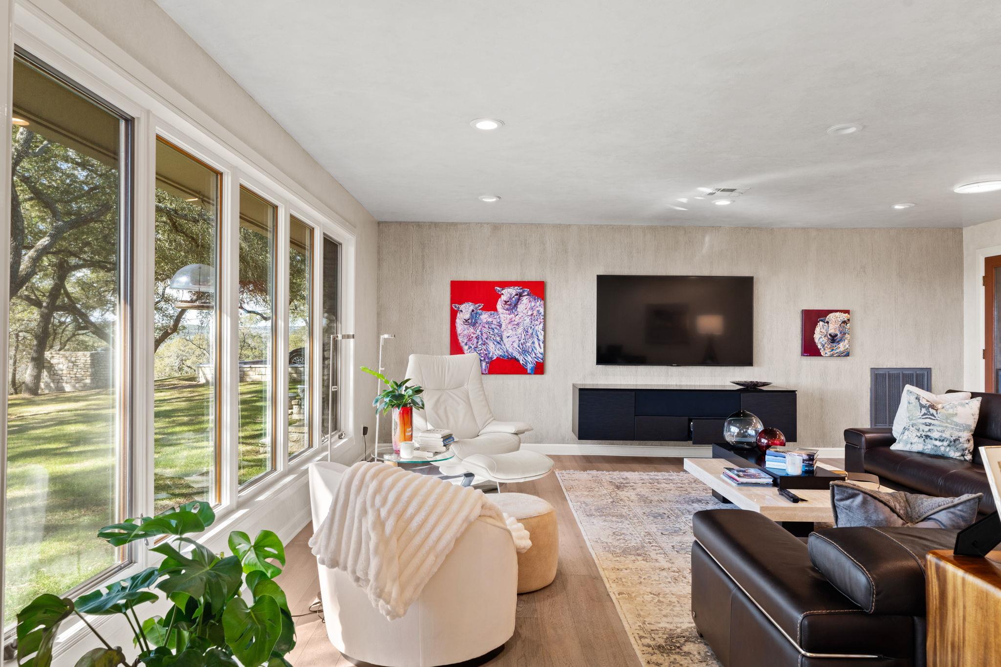 2910 Fall Creek Rd, Spicewood, TX 78669