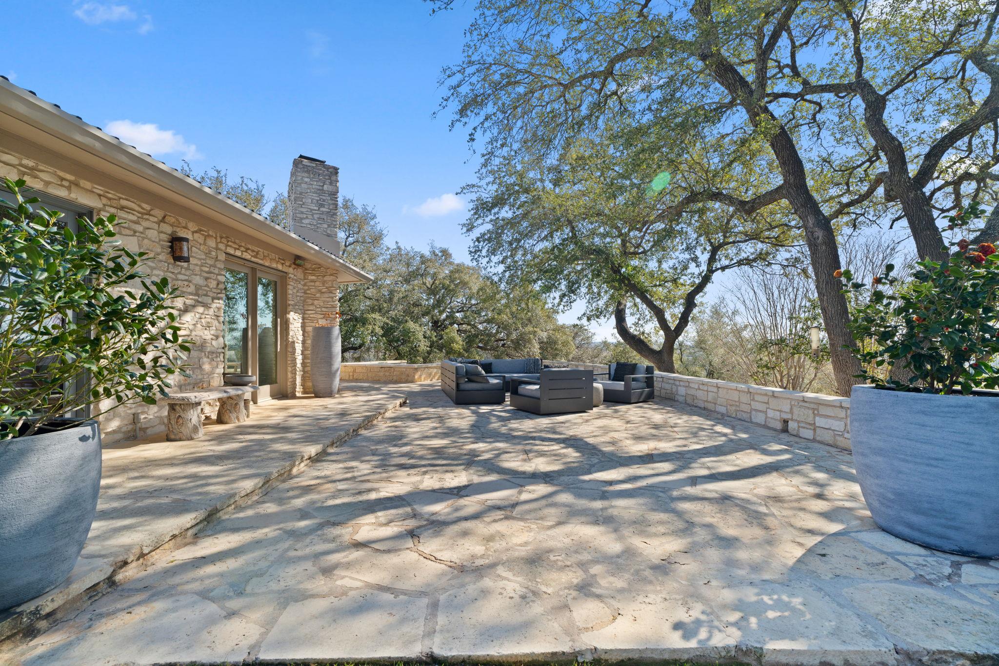 2910 Fall Creek Rd, Spicewood, TX 78669