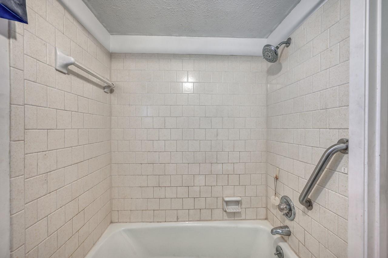 1418 Ocotilla Dr, Marble Falls, TX 78654