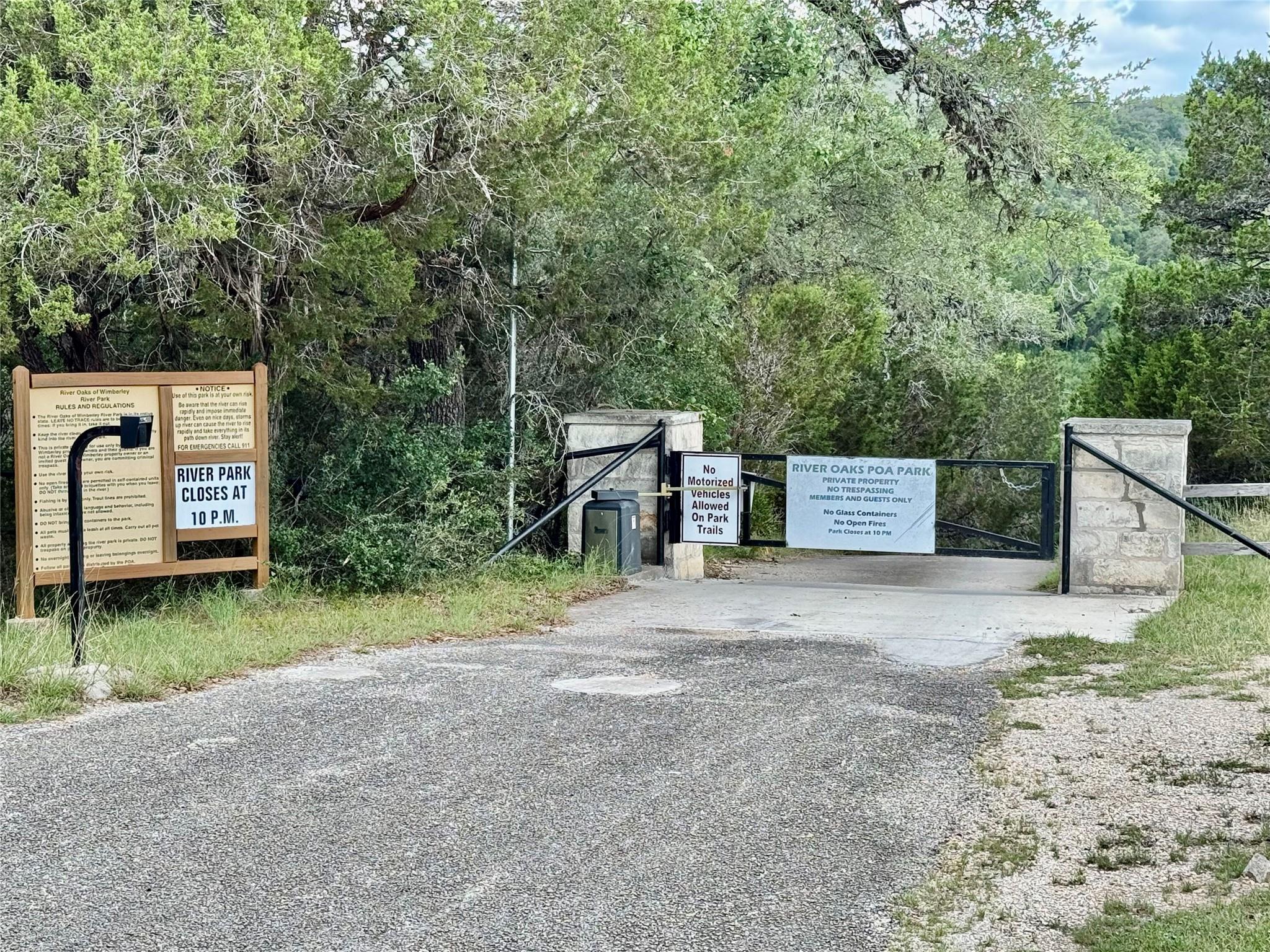 202,204,208 Thomas Oaks Dr, Wimberley, TX 78676