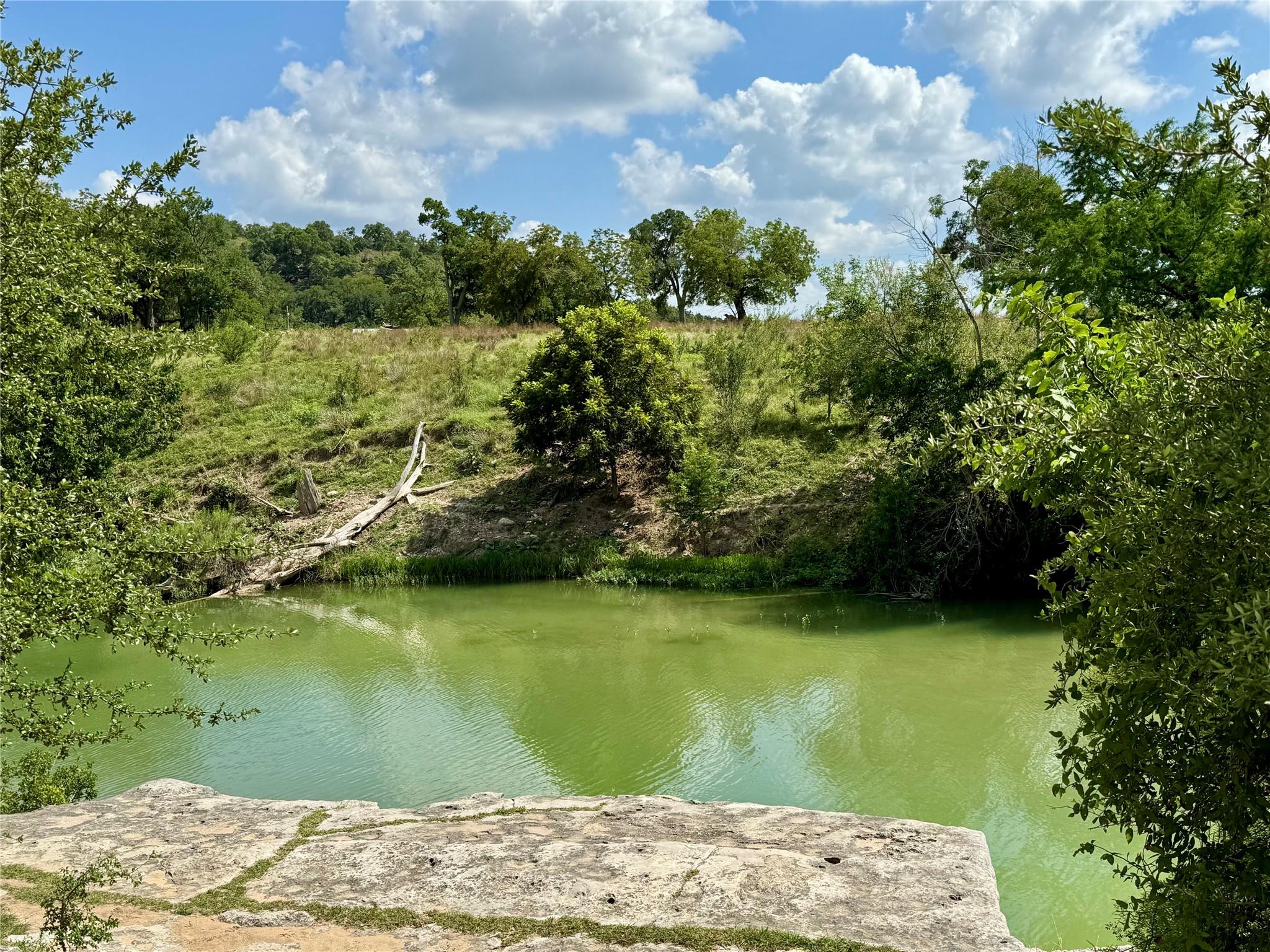 202,204,208 Thomas Oaks Dr, Wimberley, TX 78676