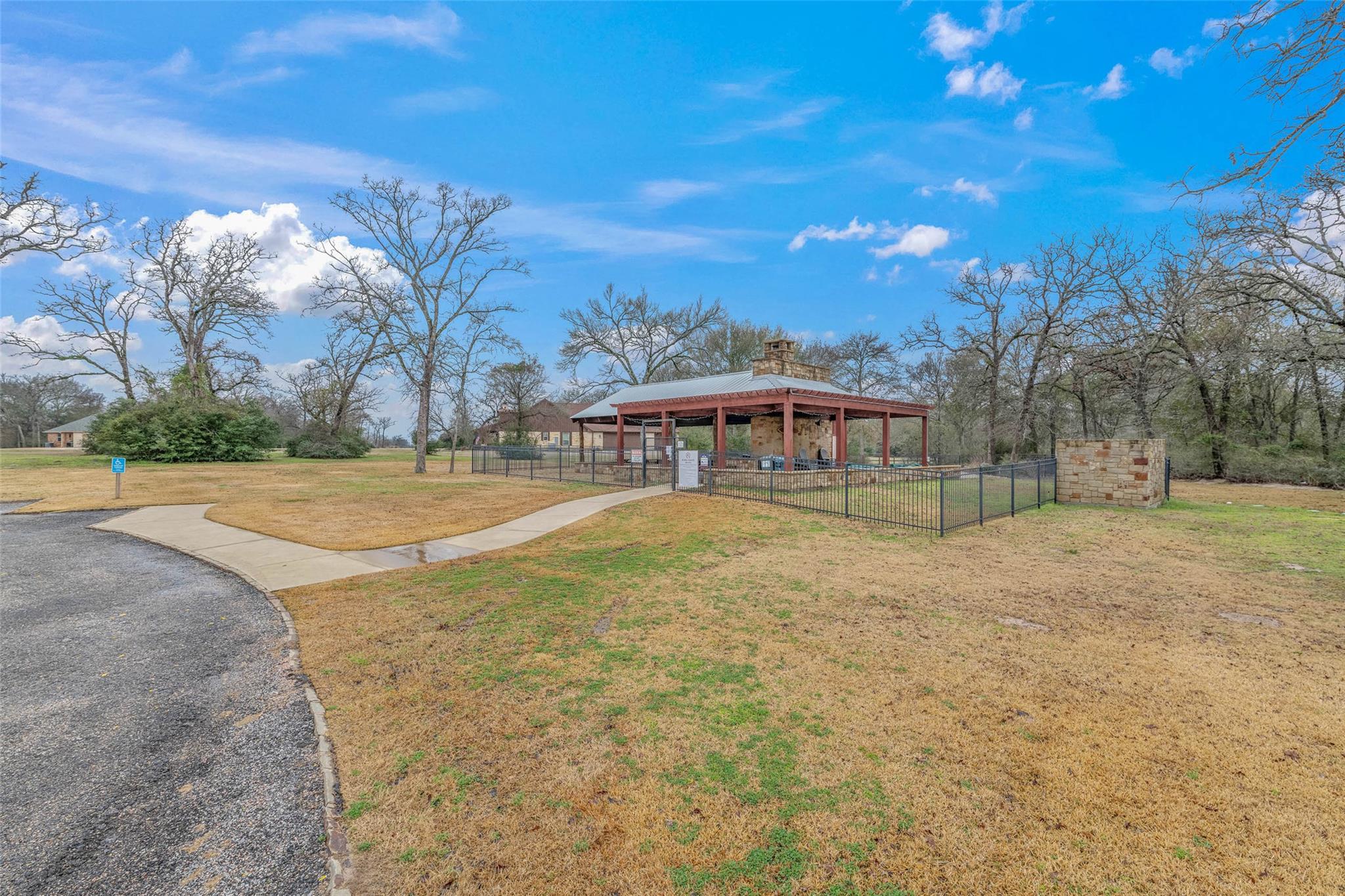 9735 Durham Rd, Iola, TX 77861