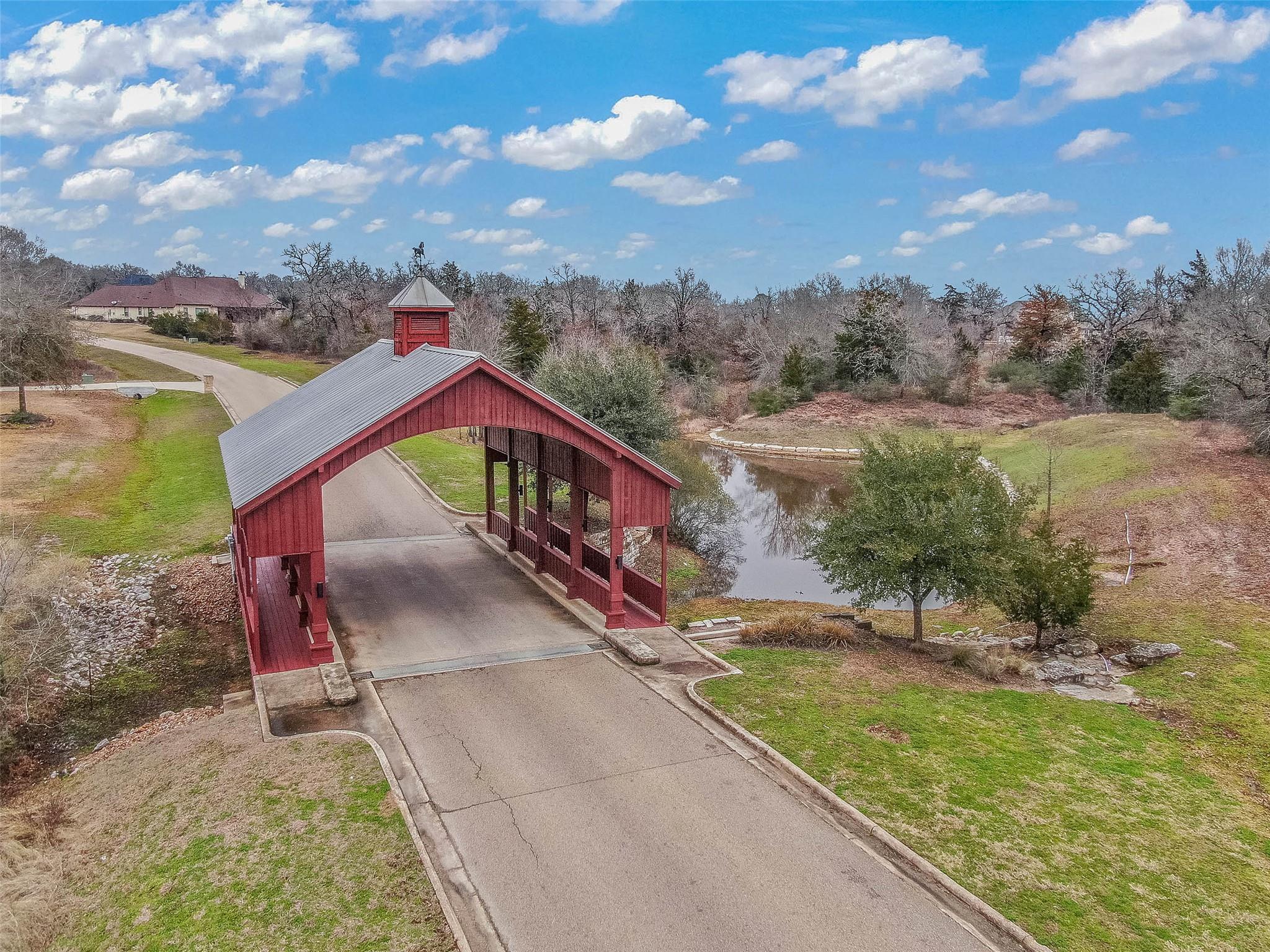 9735 Durham Rd, Iola, TX 77861