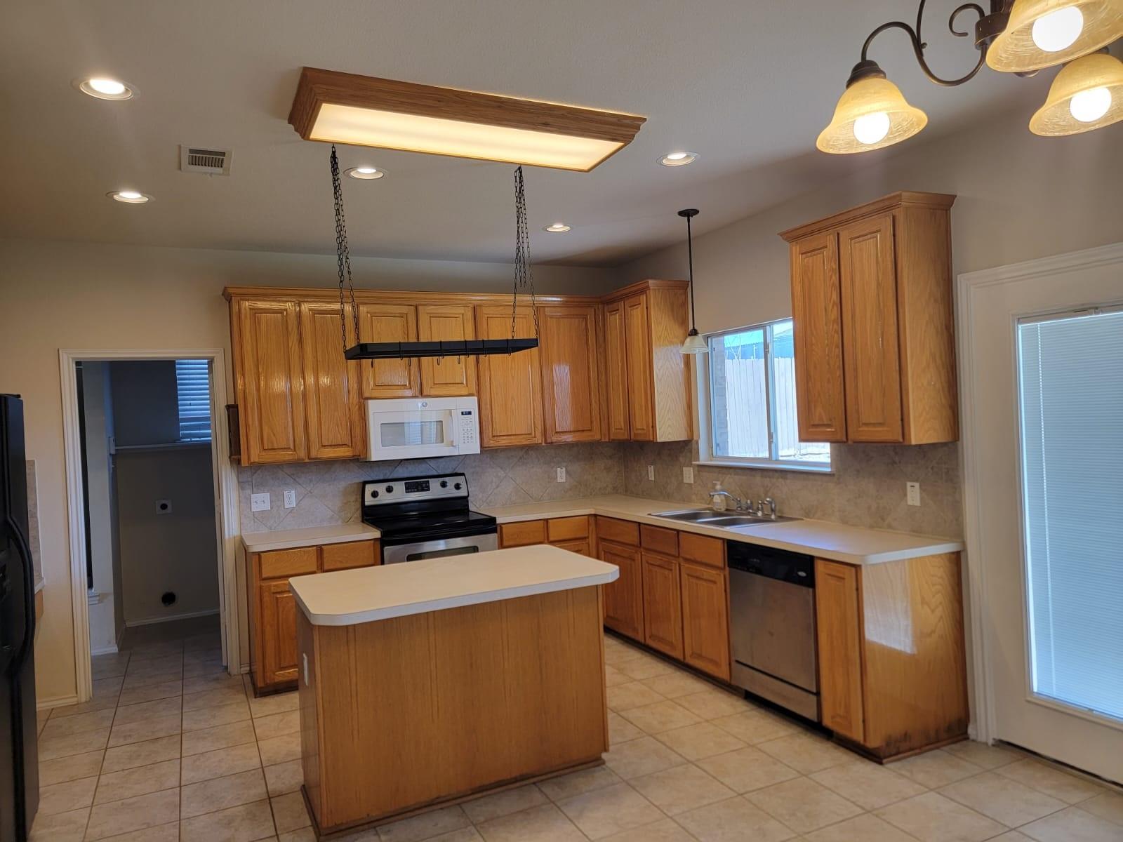 303 Buckskin Trl, Harker Heights, TX 76548