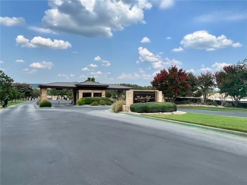 2900 Cliff Overlook, Spicewood, TX 78669