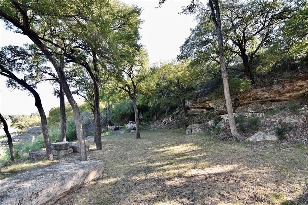 2900 Cliff Overlook, Spicewood, TX 78669