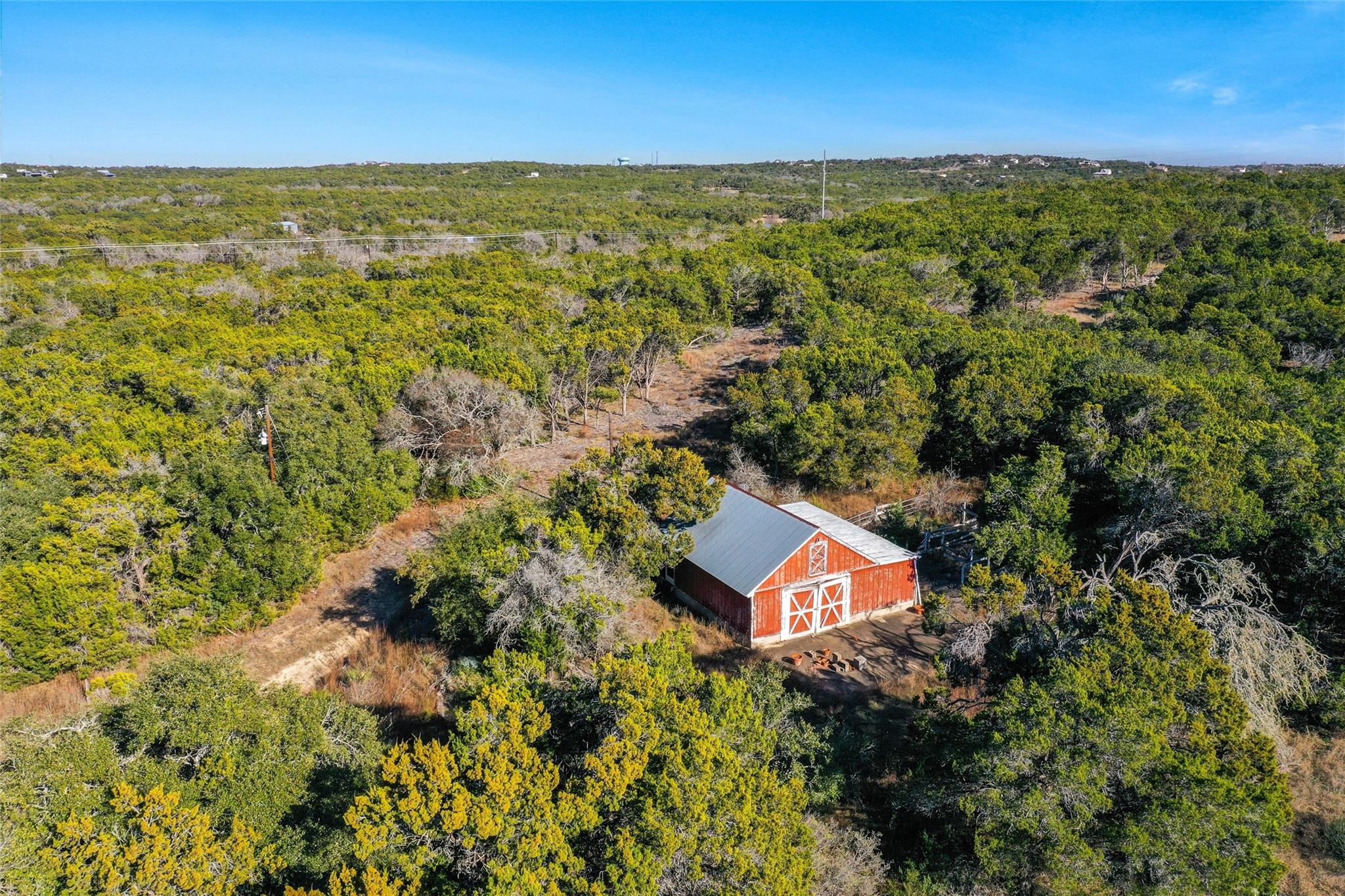 10107 Davy Crockett Dr, Dripping Springs, TX 78620