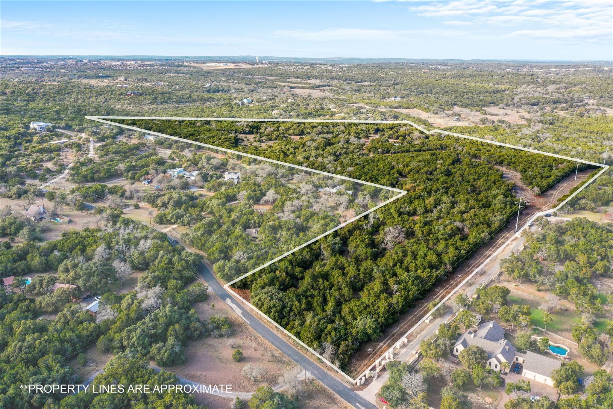 10107 Davy Crockett Dr, Dripping Springs, TX 78620