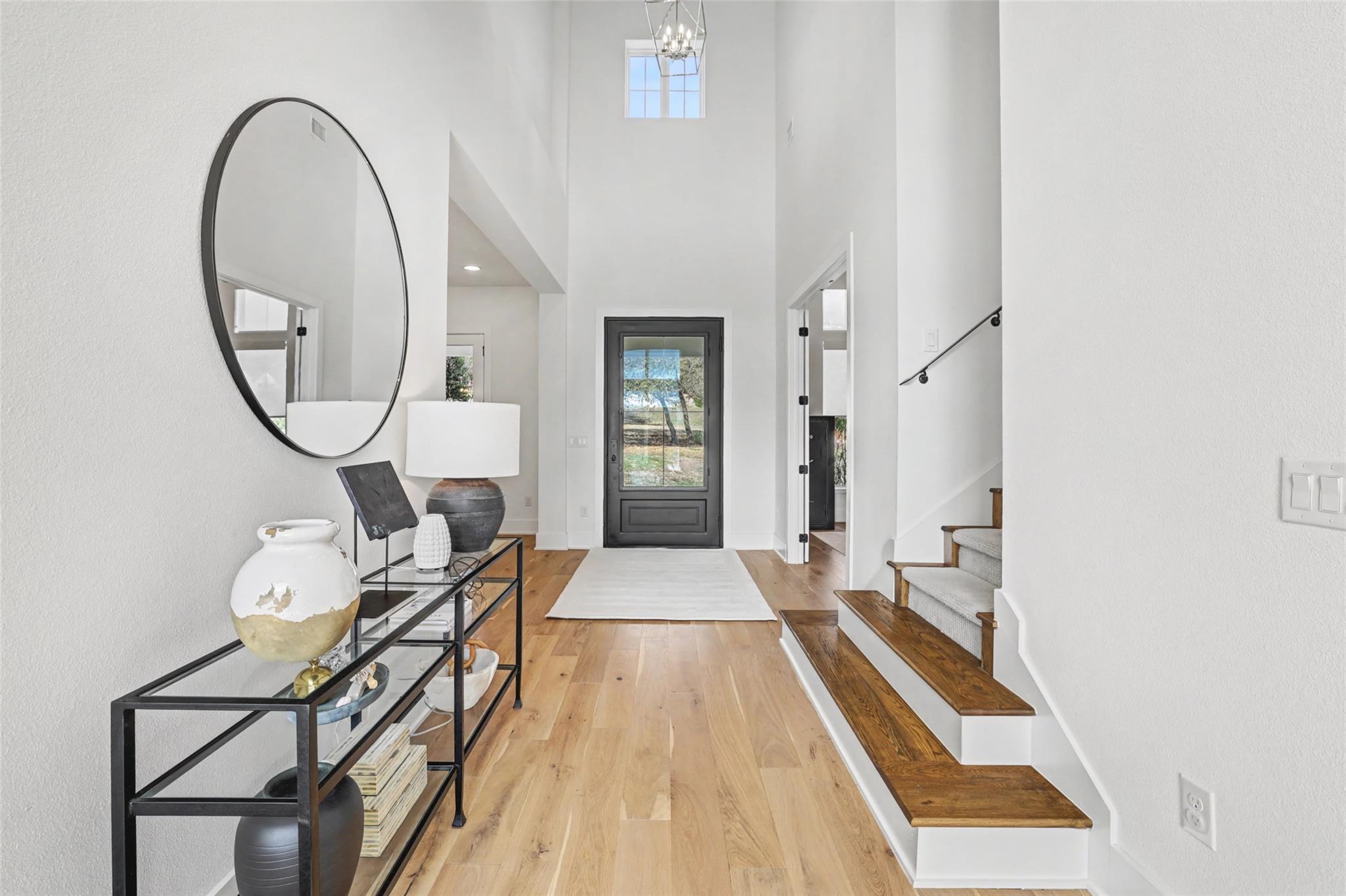 17701 Hunters Hollow, Jonestown, TX 78645