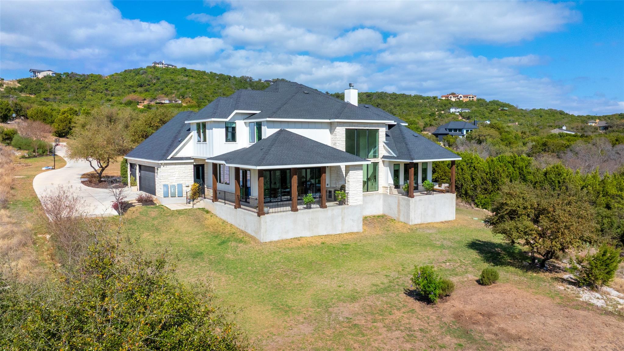 17701 Hunters Hollow, Jonestown, TX 78645