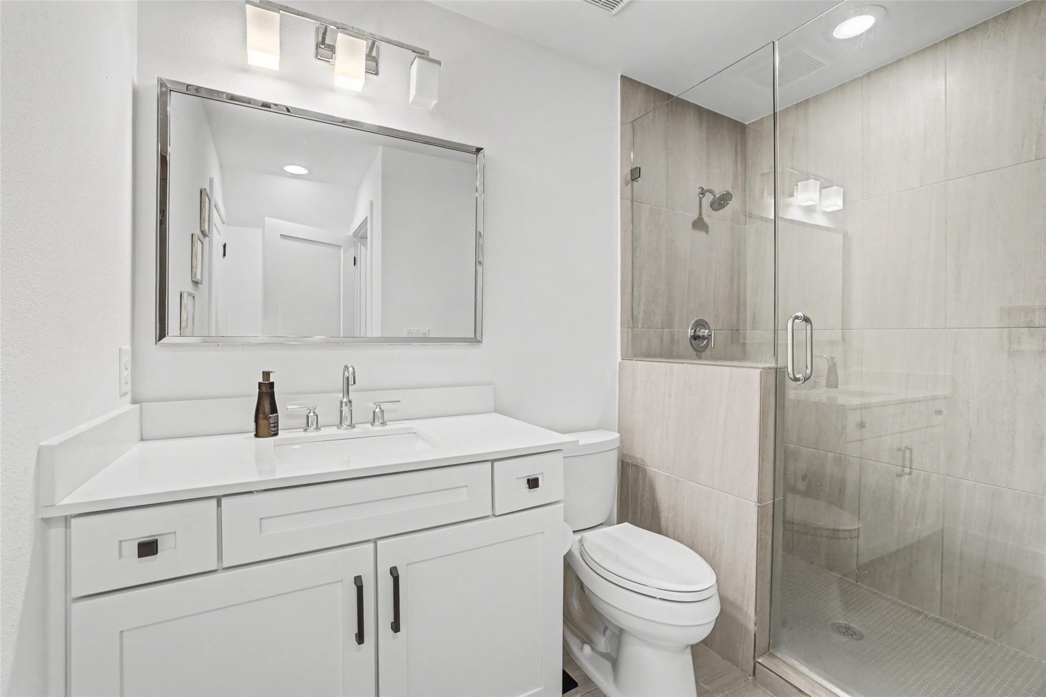 17701 Hunters Hollow, Jonestown, TX 78645