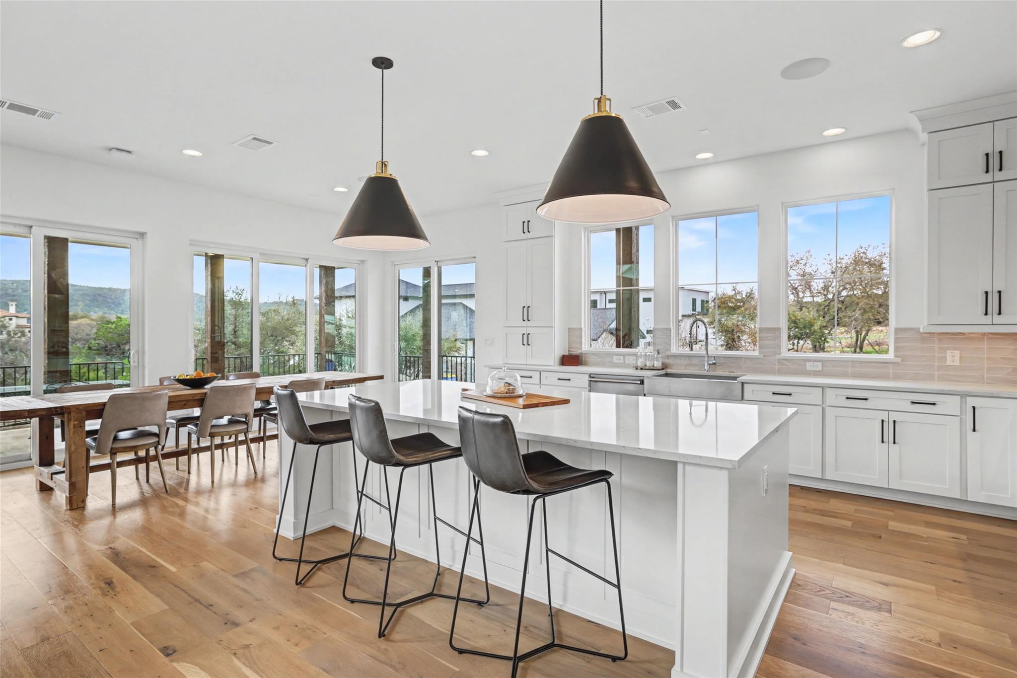 17701 Hunters Hollow, Jonestown, TX 78645