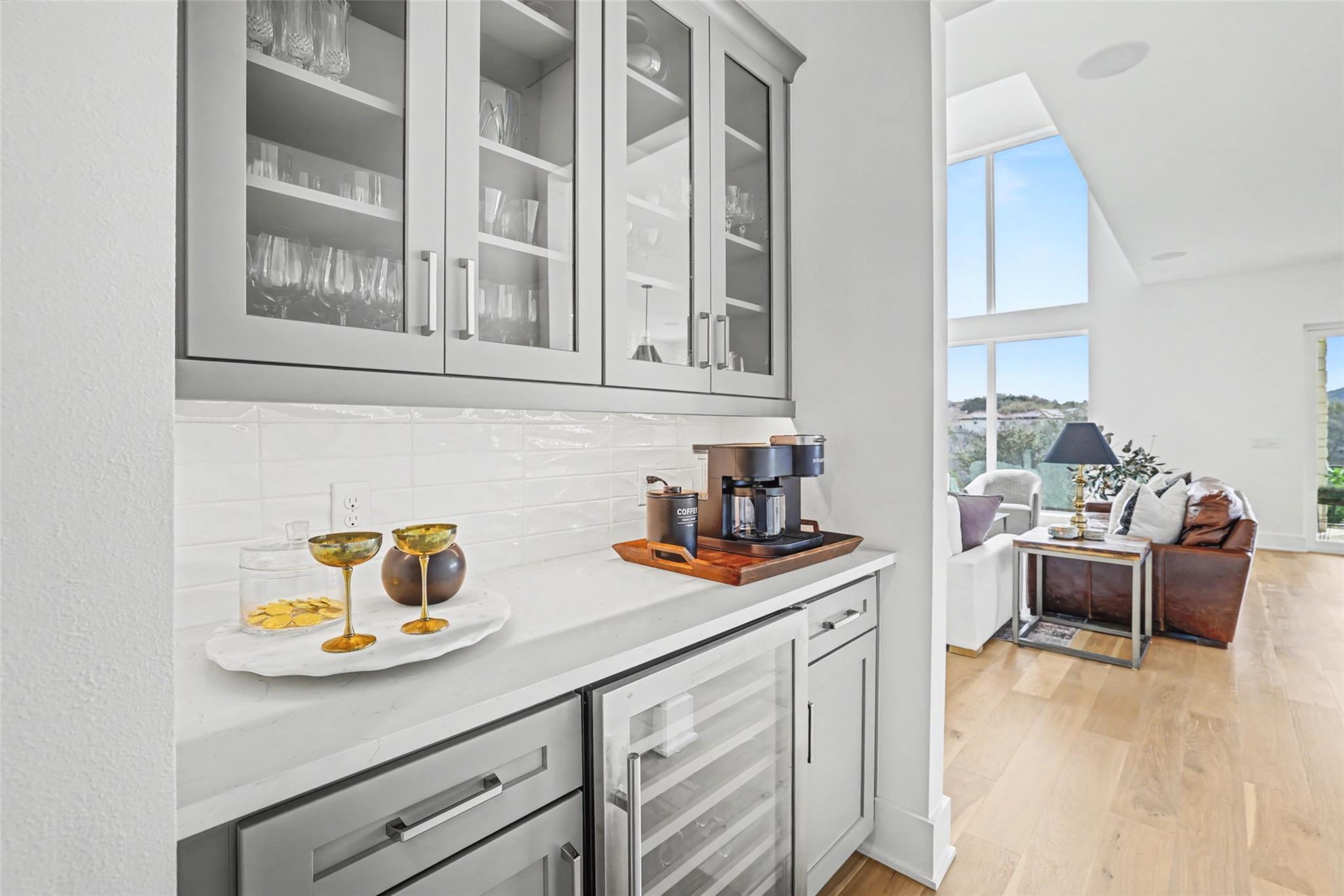 17701 Hunters Hollow, Jonestown, TX 78645