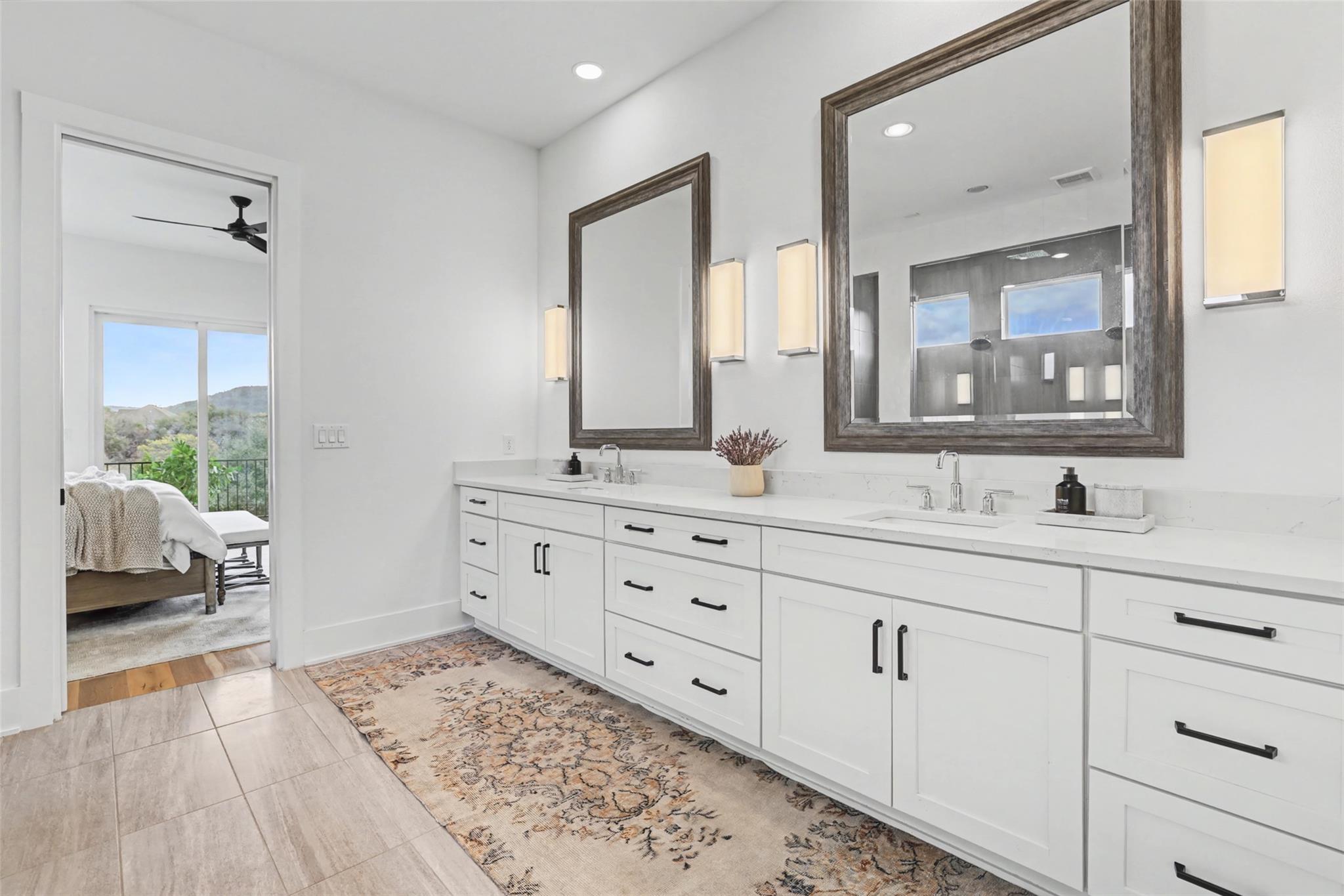 17701 Hunters Hollow, Jonestown, TX 78645