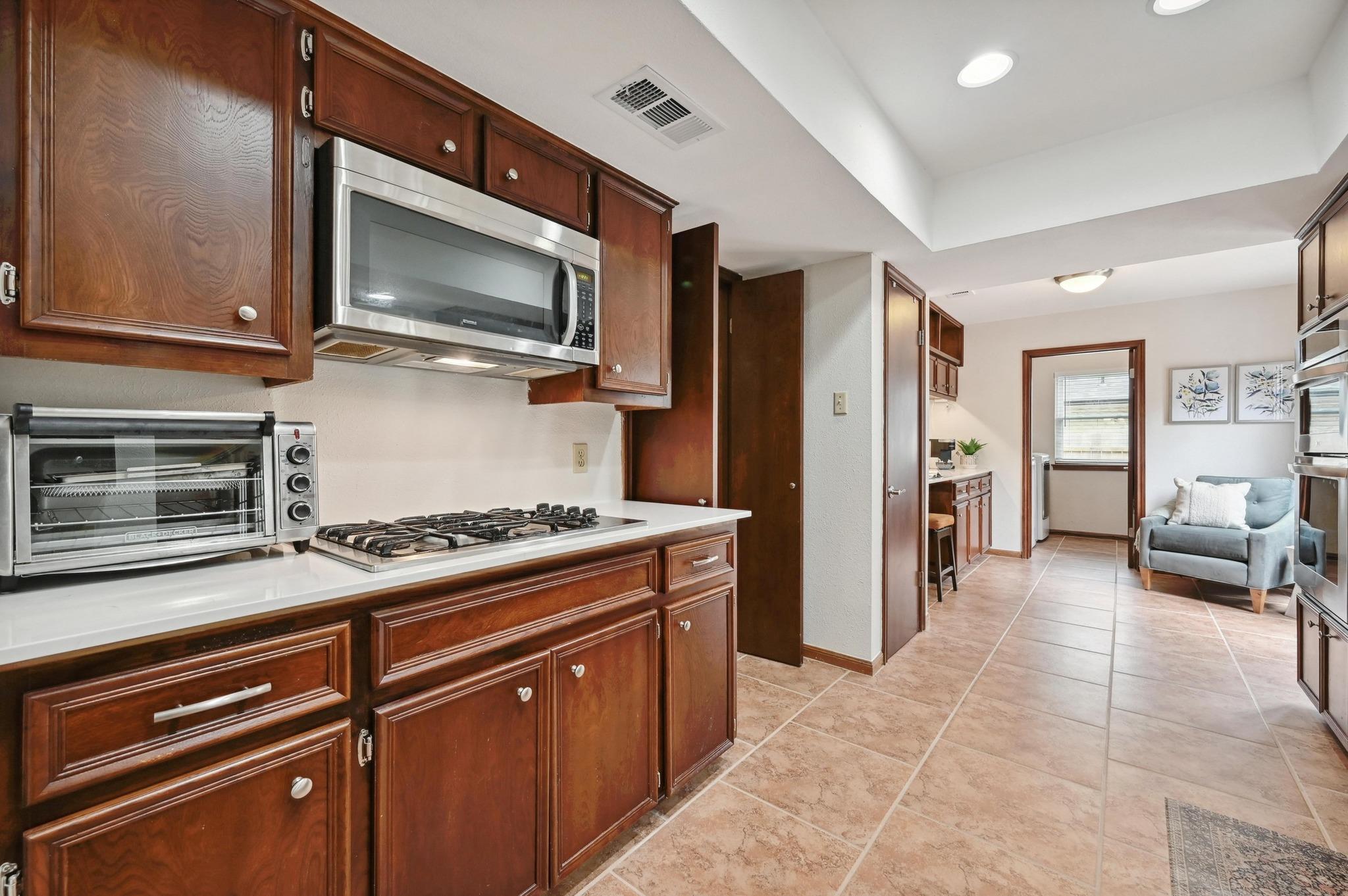 1407 Wilson Heights Dr, Austin, TX 78746