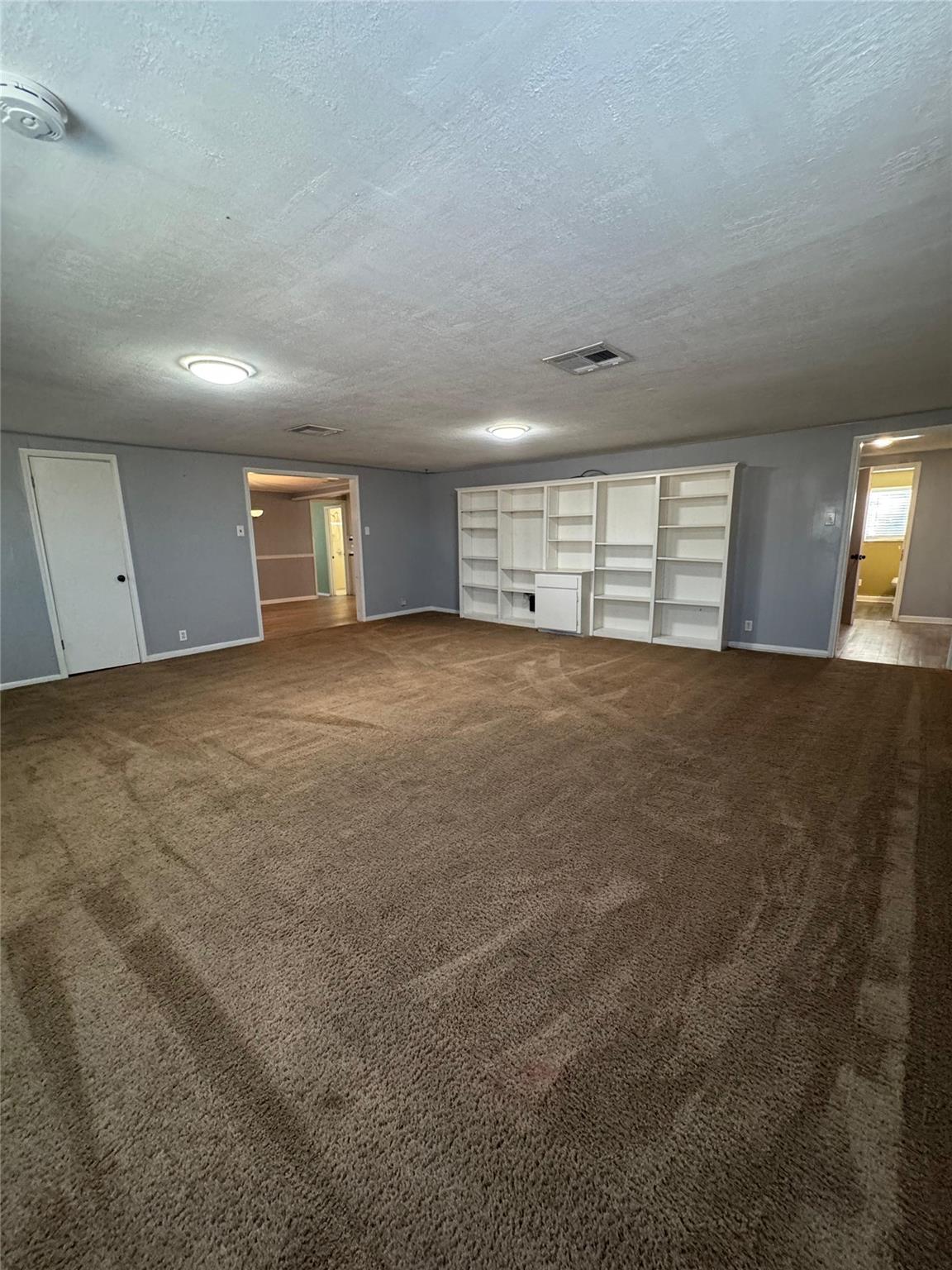 19142 Camino Real, Dale, TX 78616