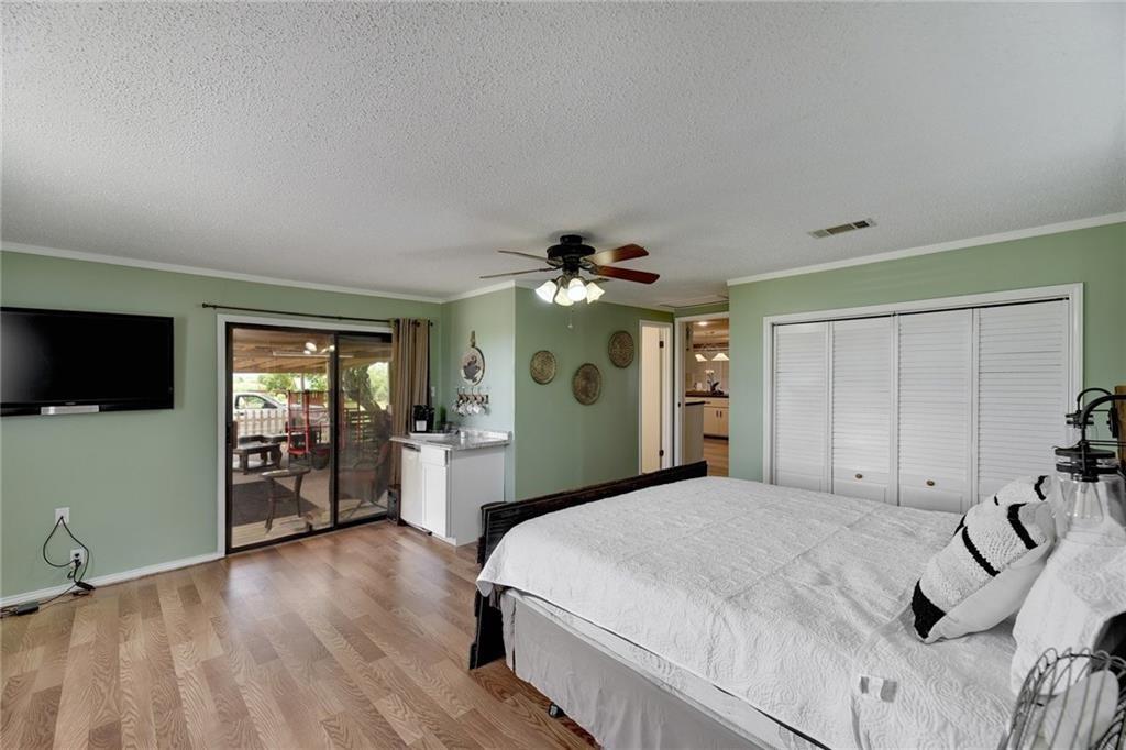 19142 Camino Real, Dale, TX 78616