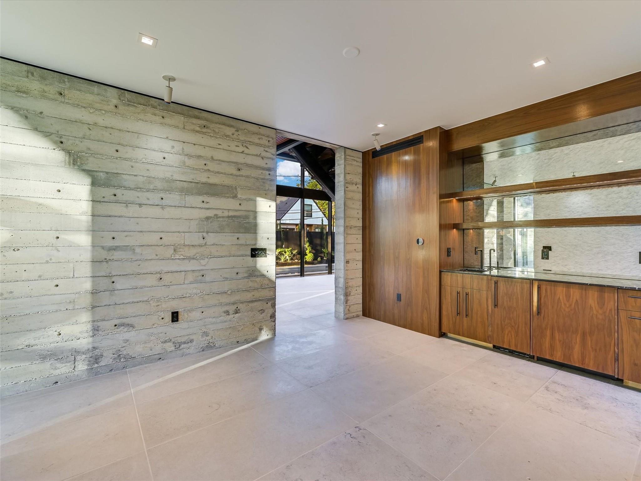 1901 Newton St, Austin, TX 78704