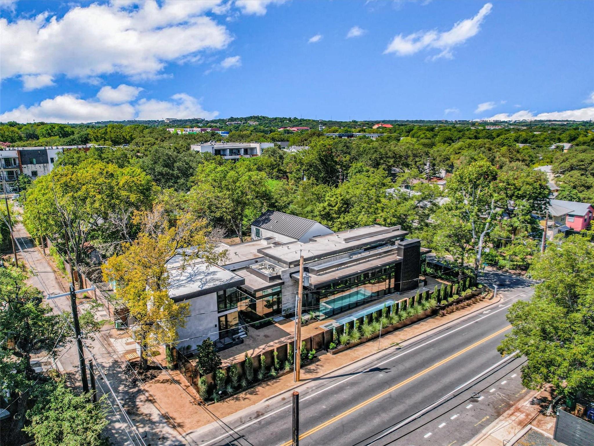 1901 Newton St, Austin, TX 78704