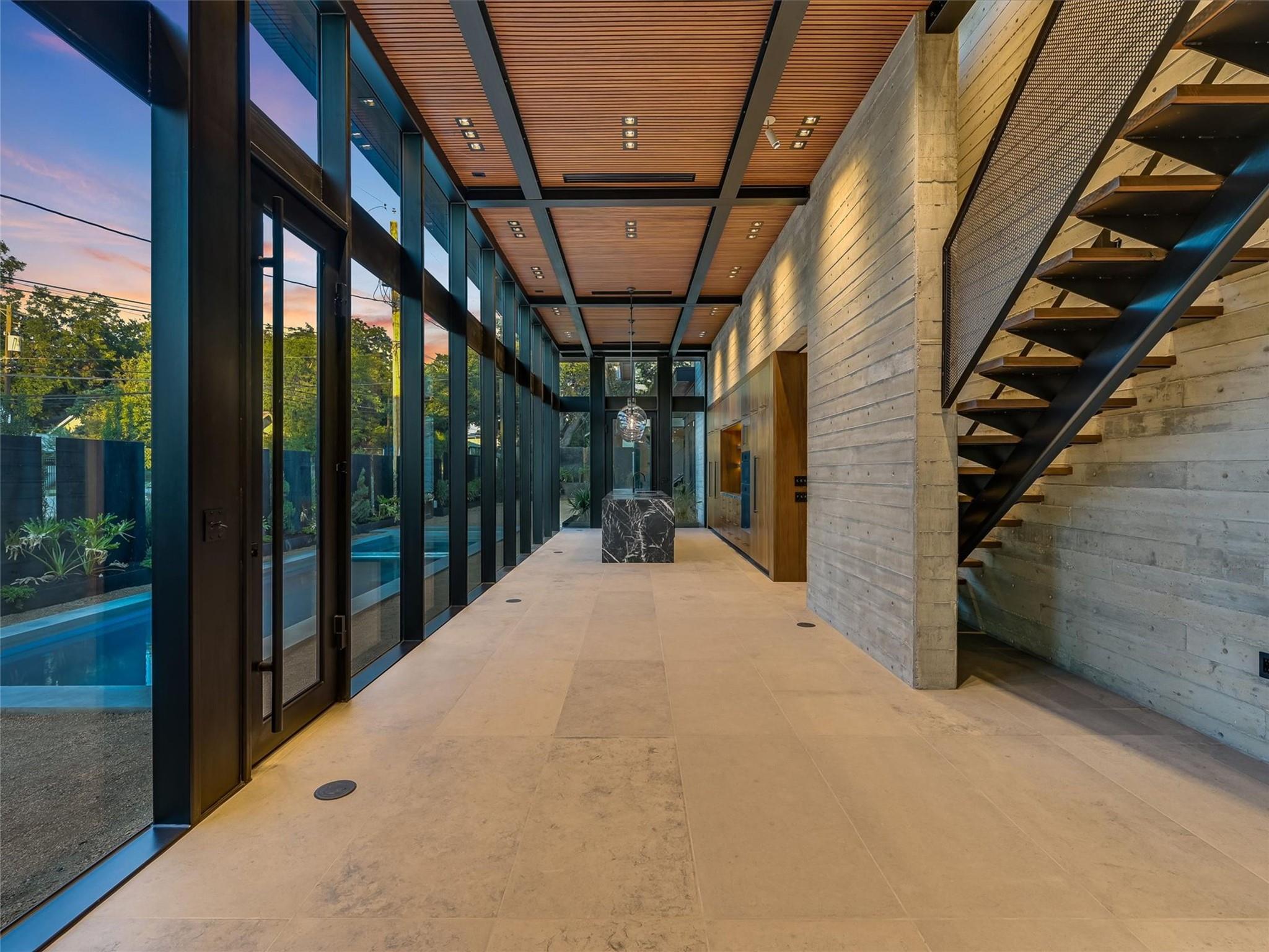 1901 Newton St, Austin, TX 78704