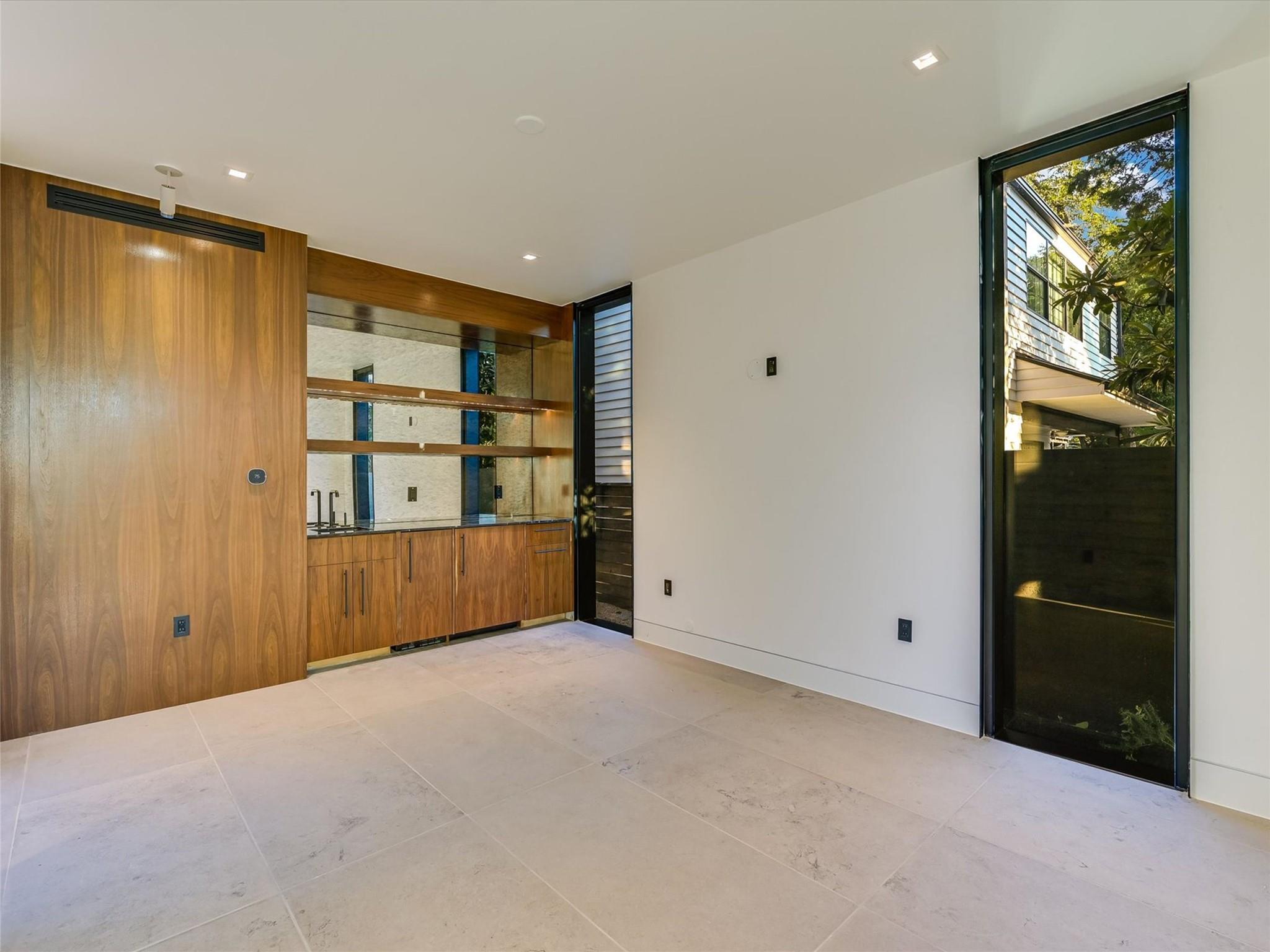 1901 Newton St, Austin, TX 78704