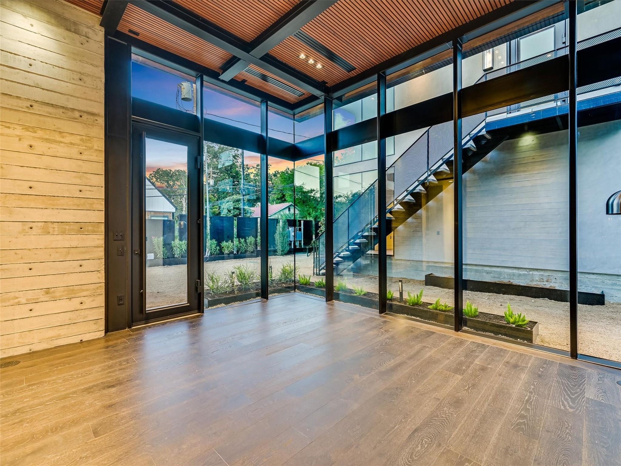 1901 Newton St, Austin, TX 78704