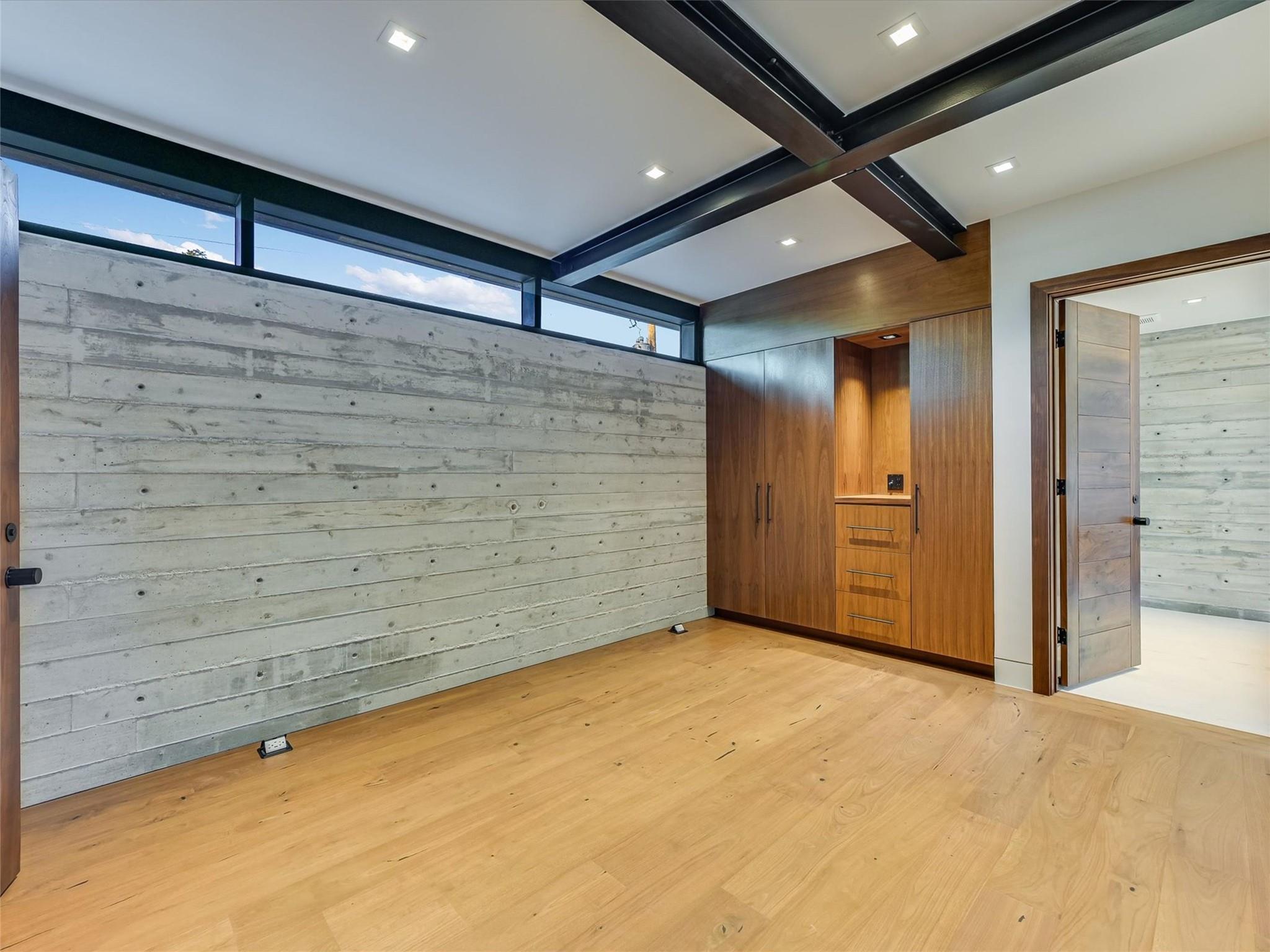 1901 Newton St, Austin, TX 78704