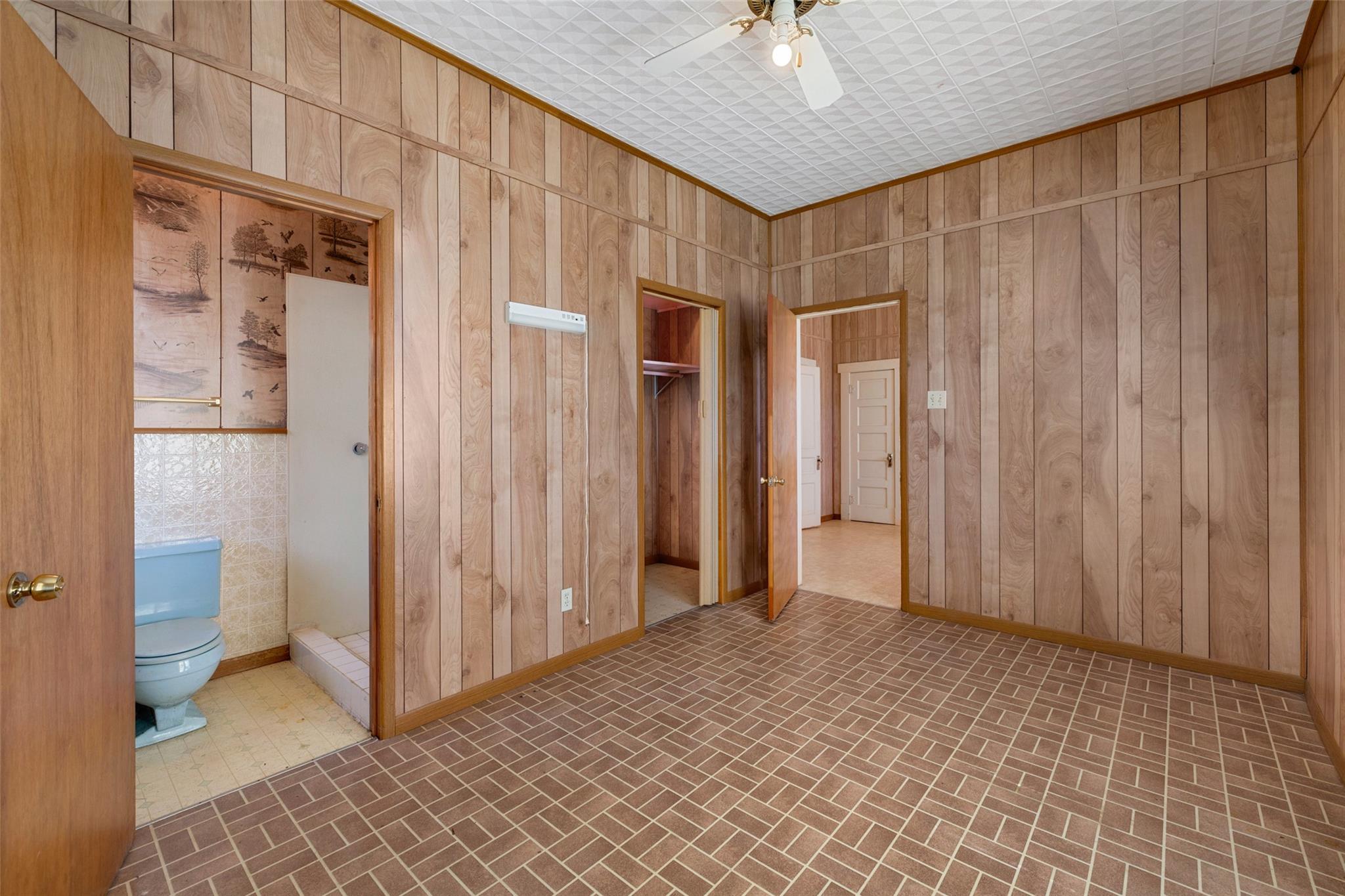 303 Vernon St, Taylor, TX 76574