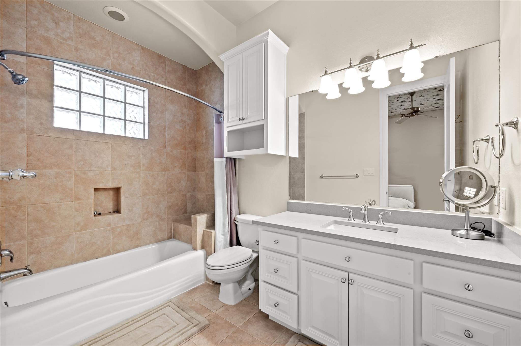 2004 Canonero Dr, Austin, TX 78746