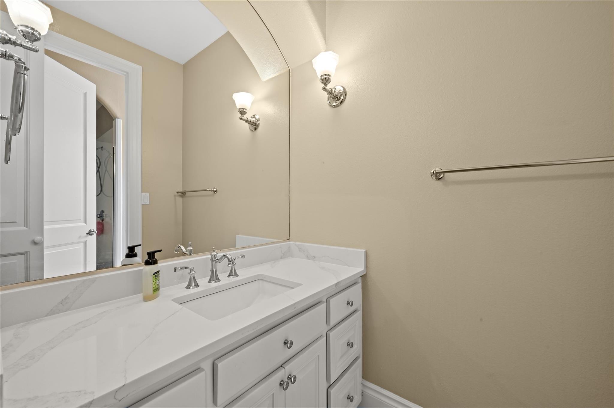 2004 Canonero Dr, Austin, TX 78746