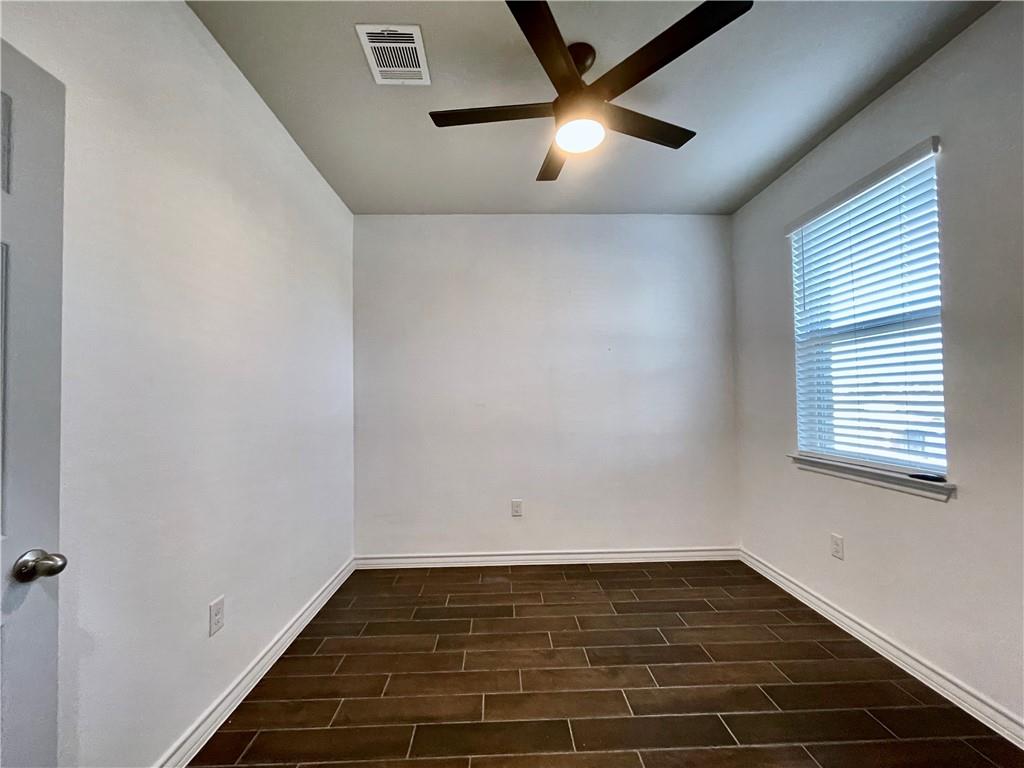 11812 Offaly Dr, Austin, TX 78754