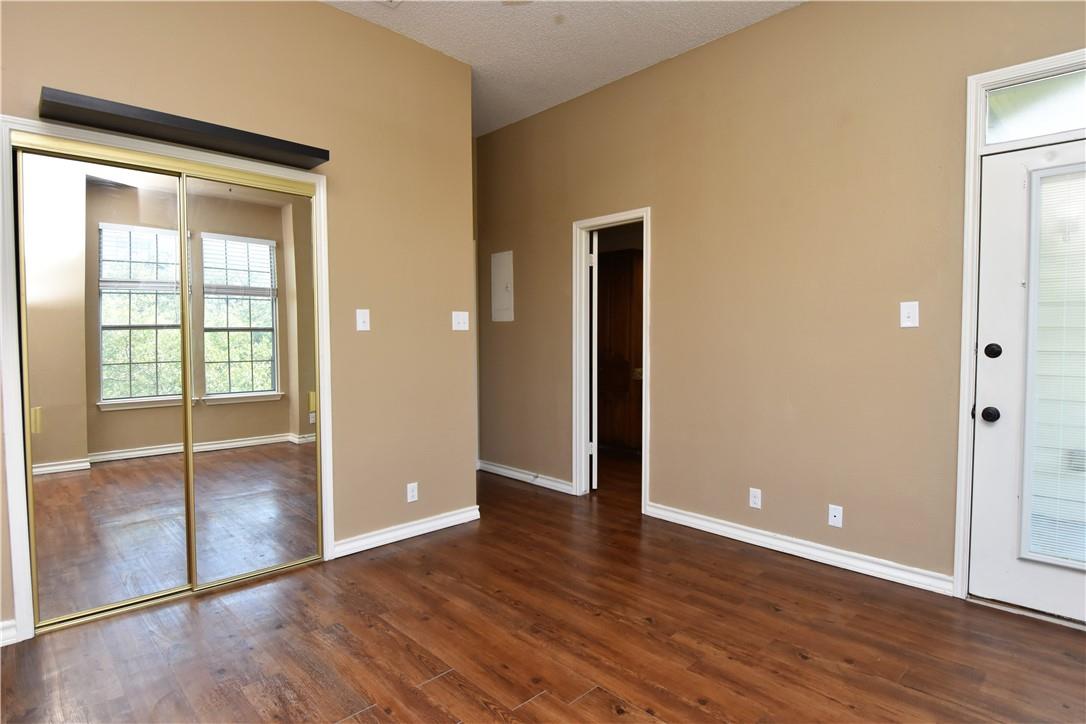 914 W 26th St # 304, Austin, TX 78705