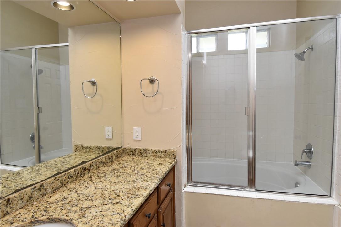 914 W 26th St # 304, Austin, TX 78705