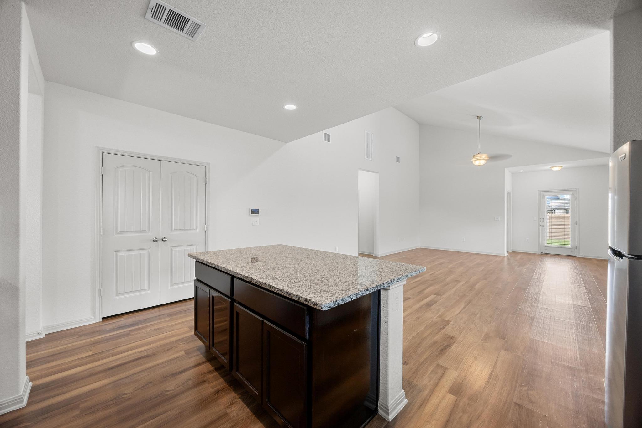 356 Shiner Ln, Georgetown, TX 78626