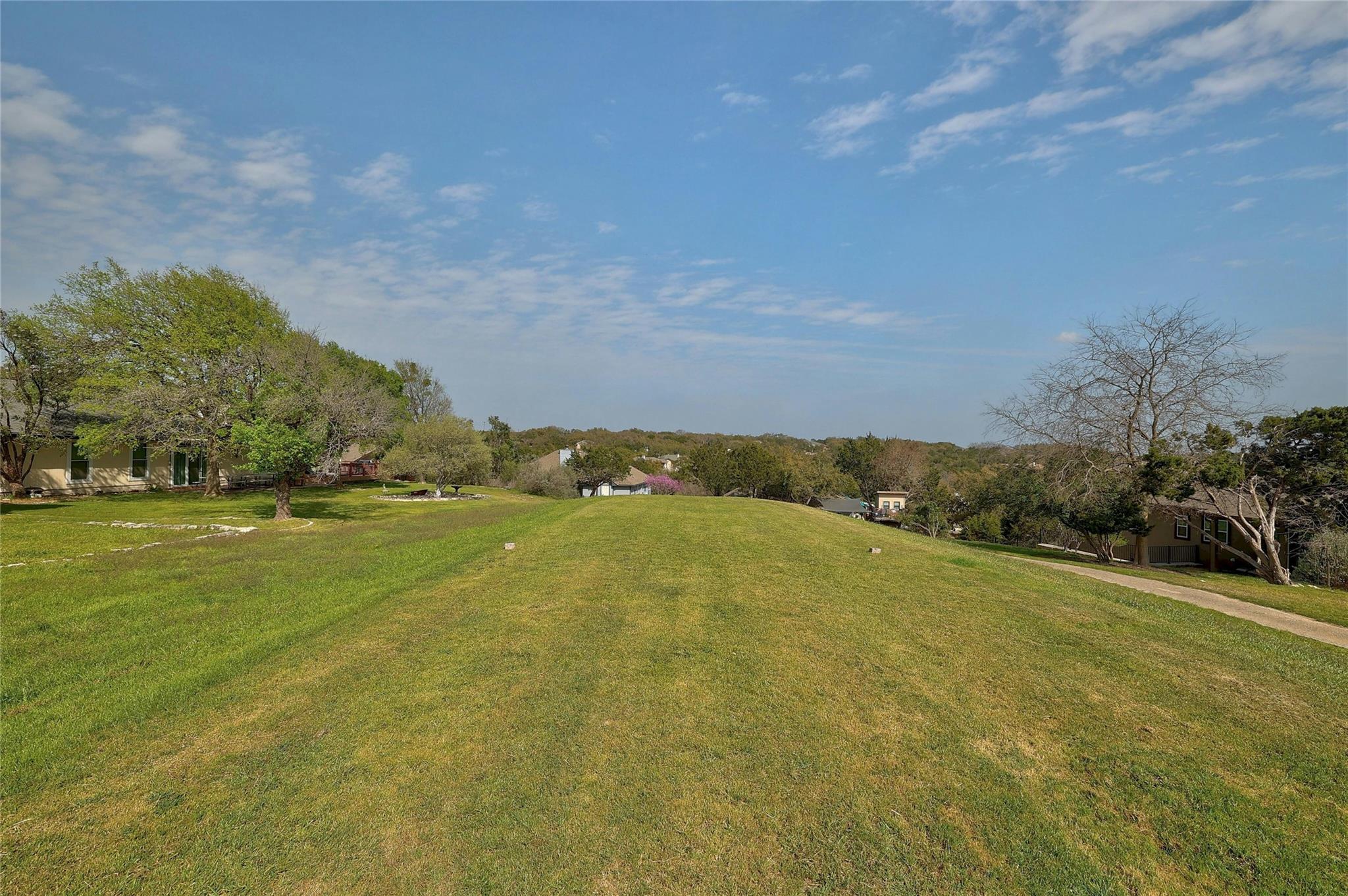 20406 Earhart Ln, Lago Vista, TX 78645
