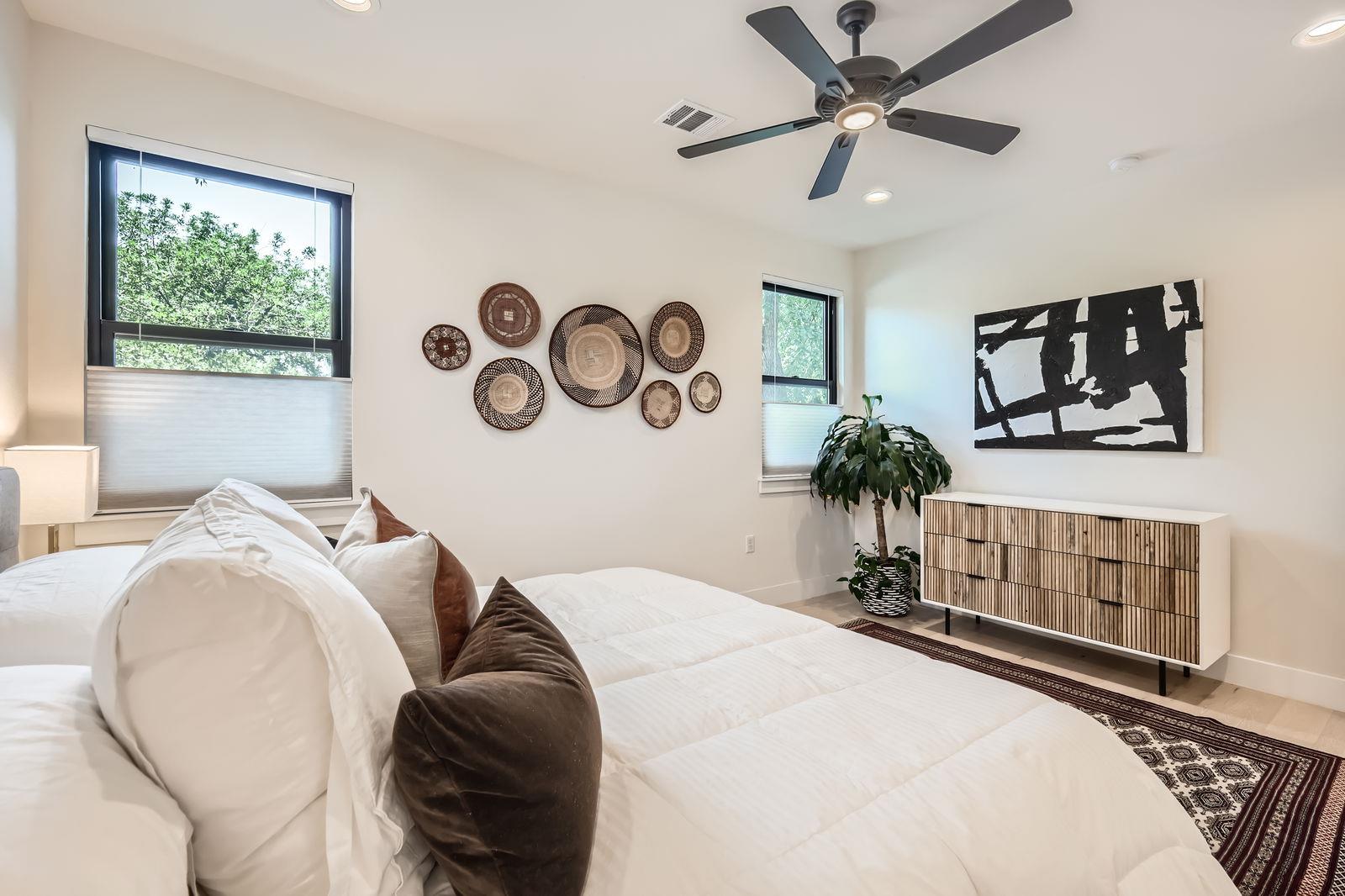 1101 1/2 Brass St # 1, Austin, TX 78702