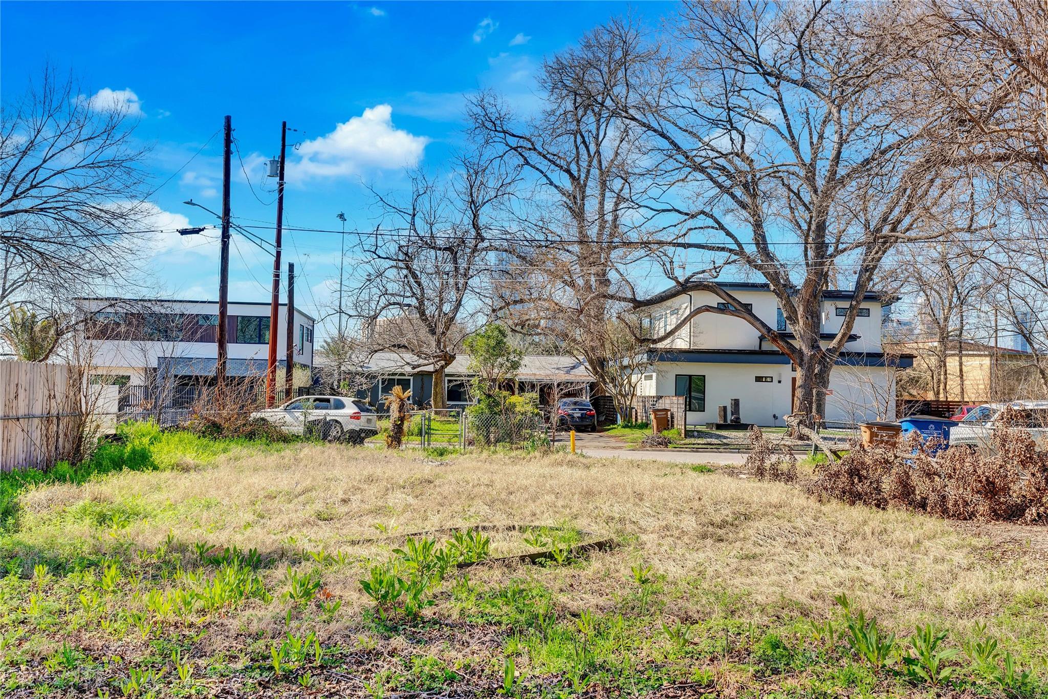 33 Chalmers Ave, Austin, TX 78702