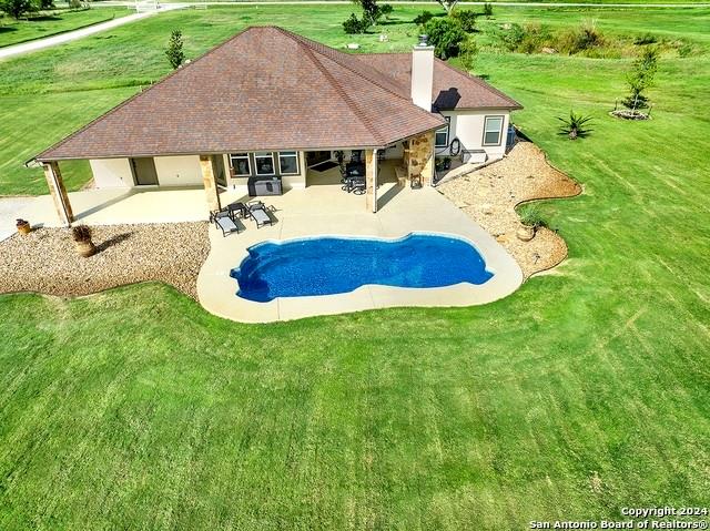 7803 US Highway 181, Falls City, TX 78113