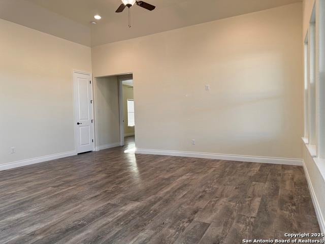 7803 US Highway 181, Falls City, TX 78113