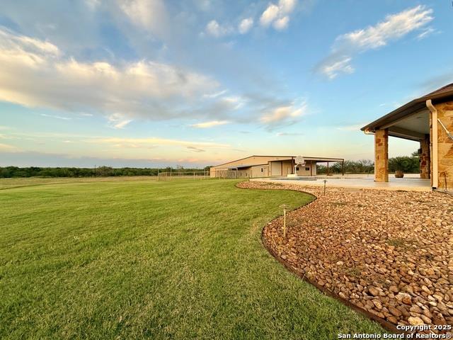 7803 US Highway 181, Falls City, TX 78113