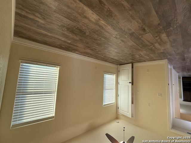7803 US Highway 181, Falls City, TX 78113