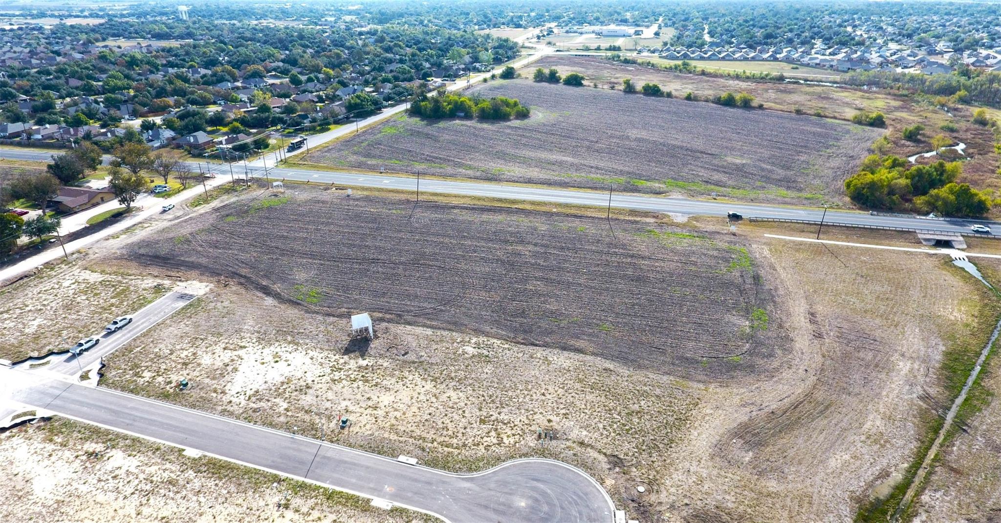 0000 Carlos G. Parker Blvd, Taylor, TX 76574