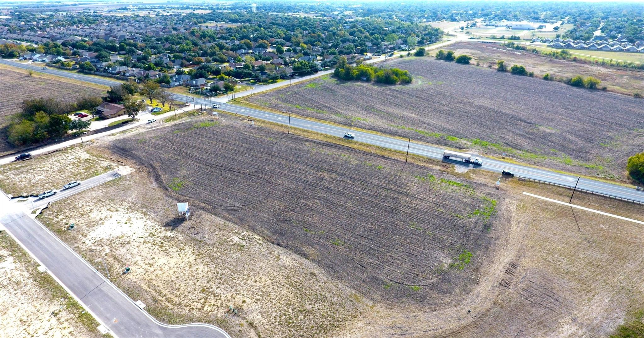 0000 Carlos G. Parker Blvd, Taylor, TX 76574