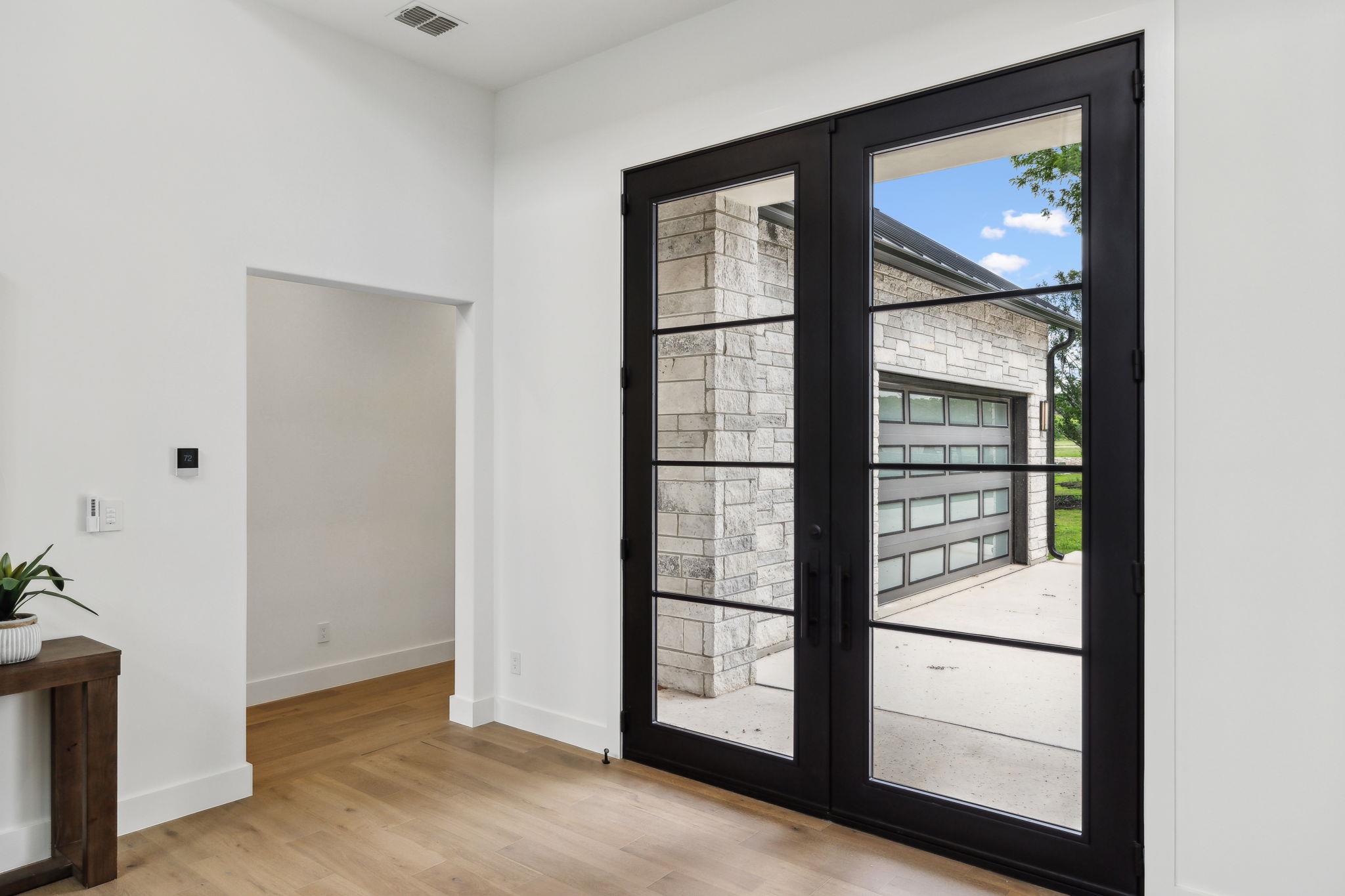 236 Riverfront Dr, New Braunfels, TX 78132