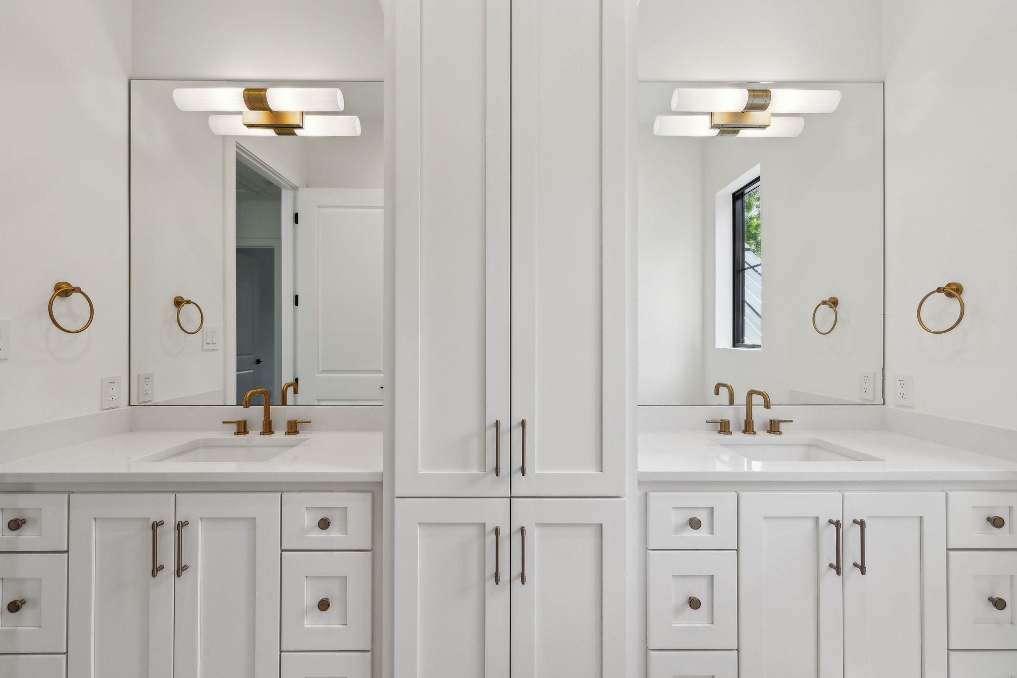 236 Riverfront Dr, New Braunfels, TX 78132