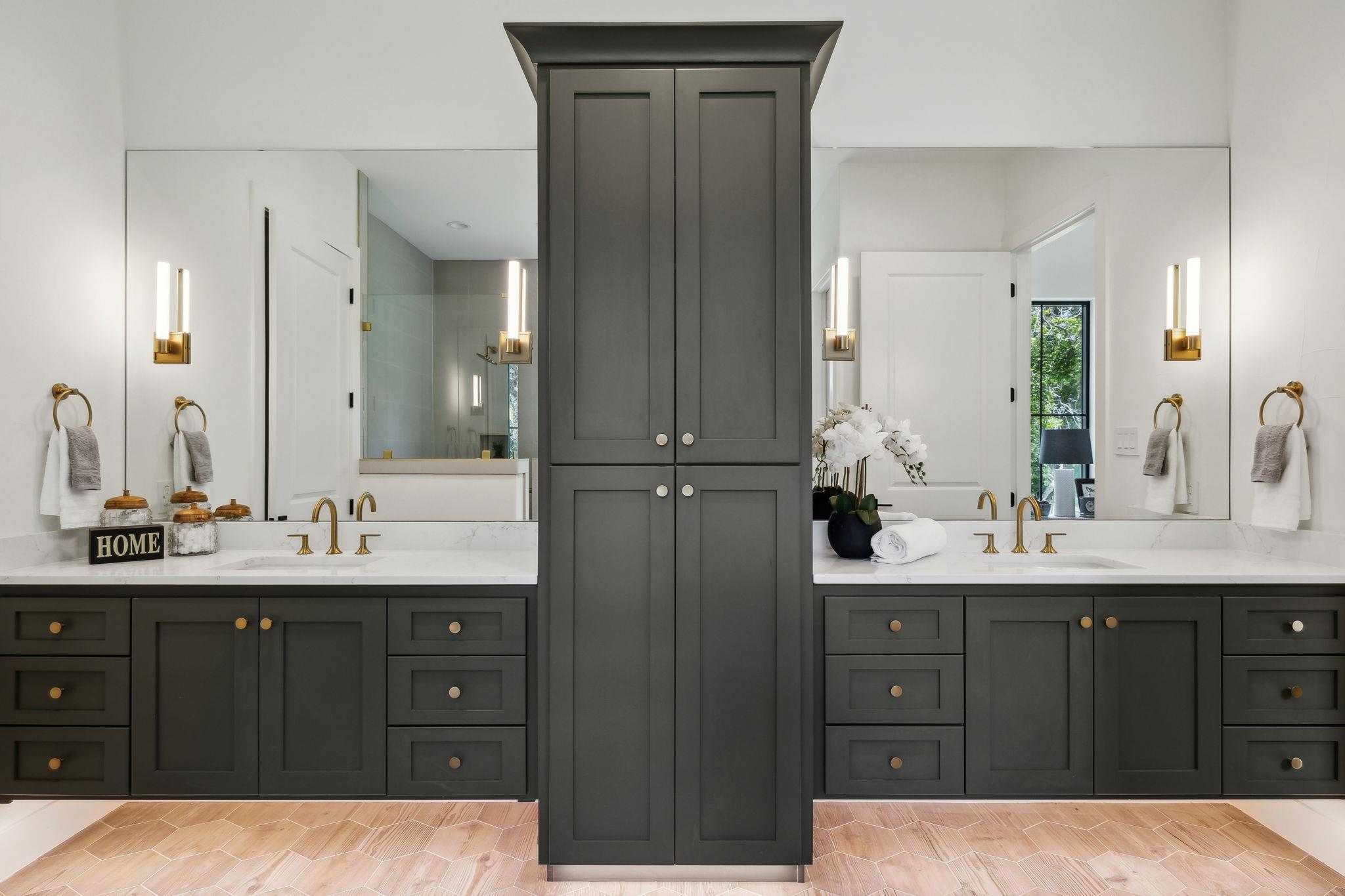 236 Riverfront Dr, New Braunfels, TX 78132