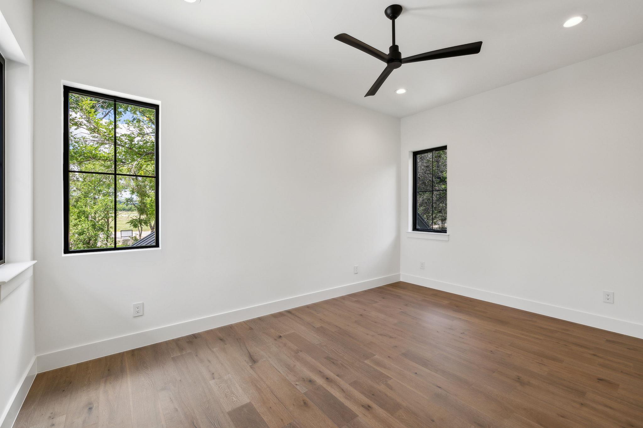 236 Riverfront Dr, New Braunfels, TX 78132